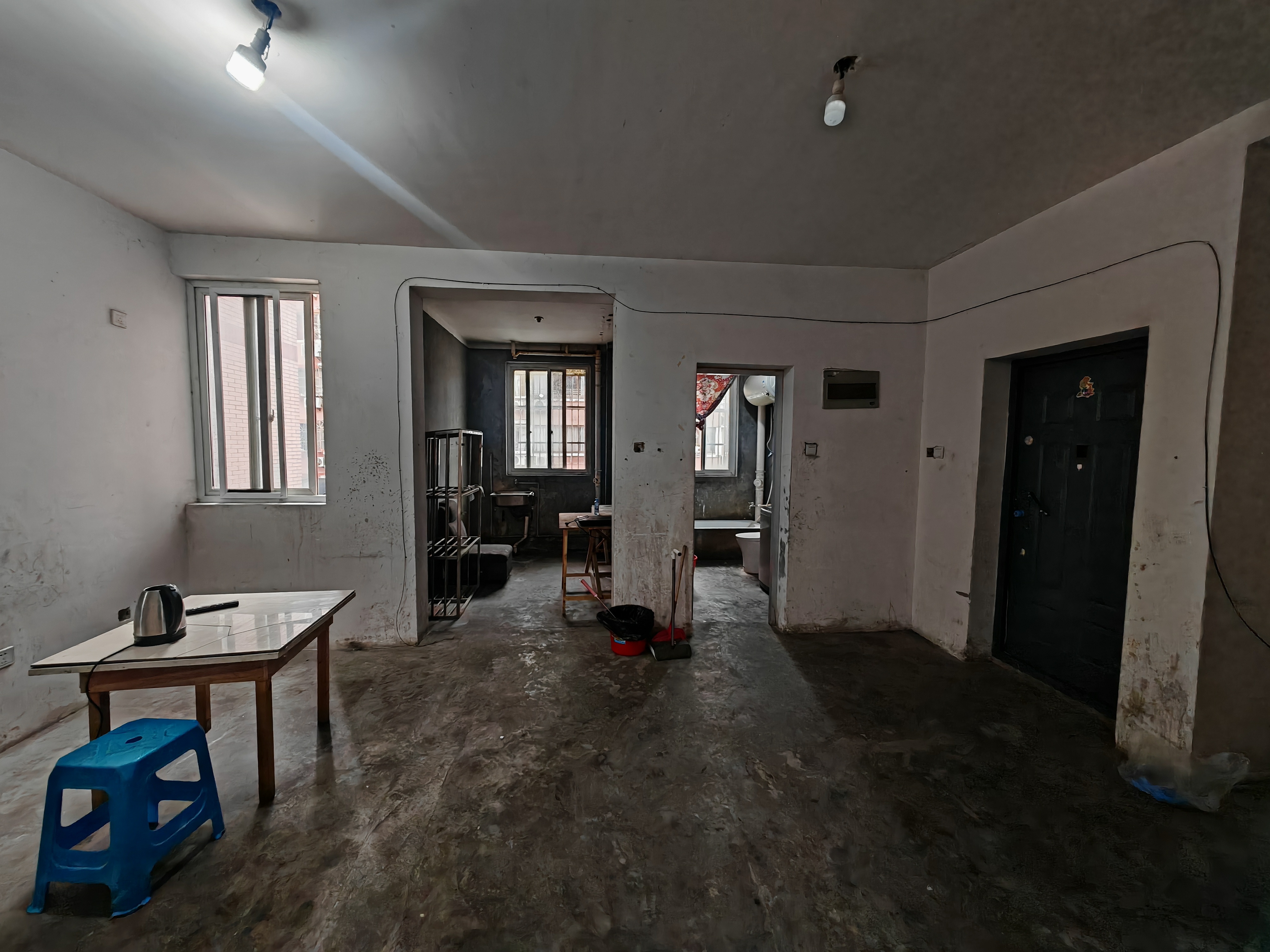 百家花苑 2室2厅1卫 91m&sup2;