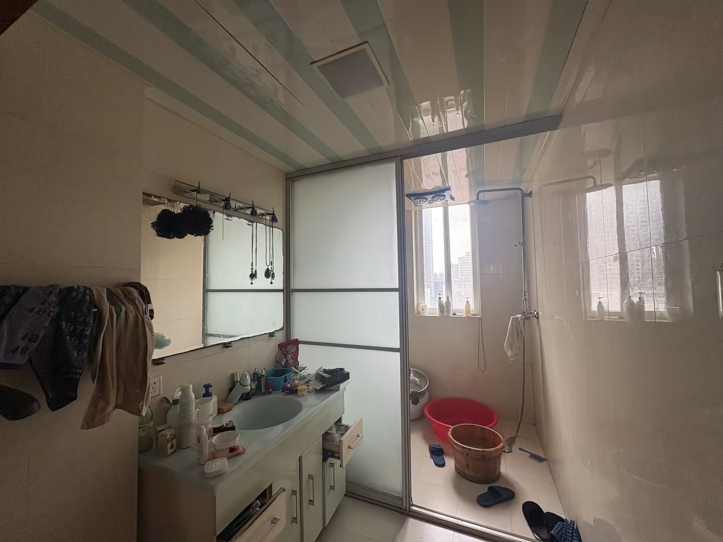 和睦小区 3室2厅2卫 135m&sup2;