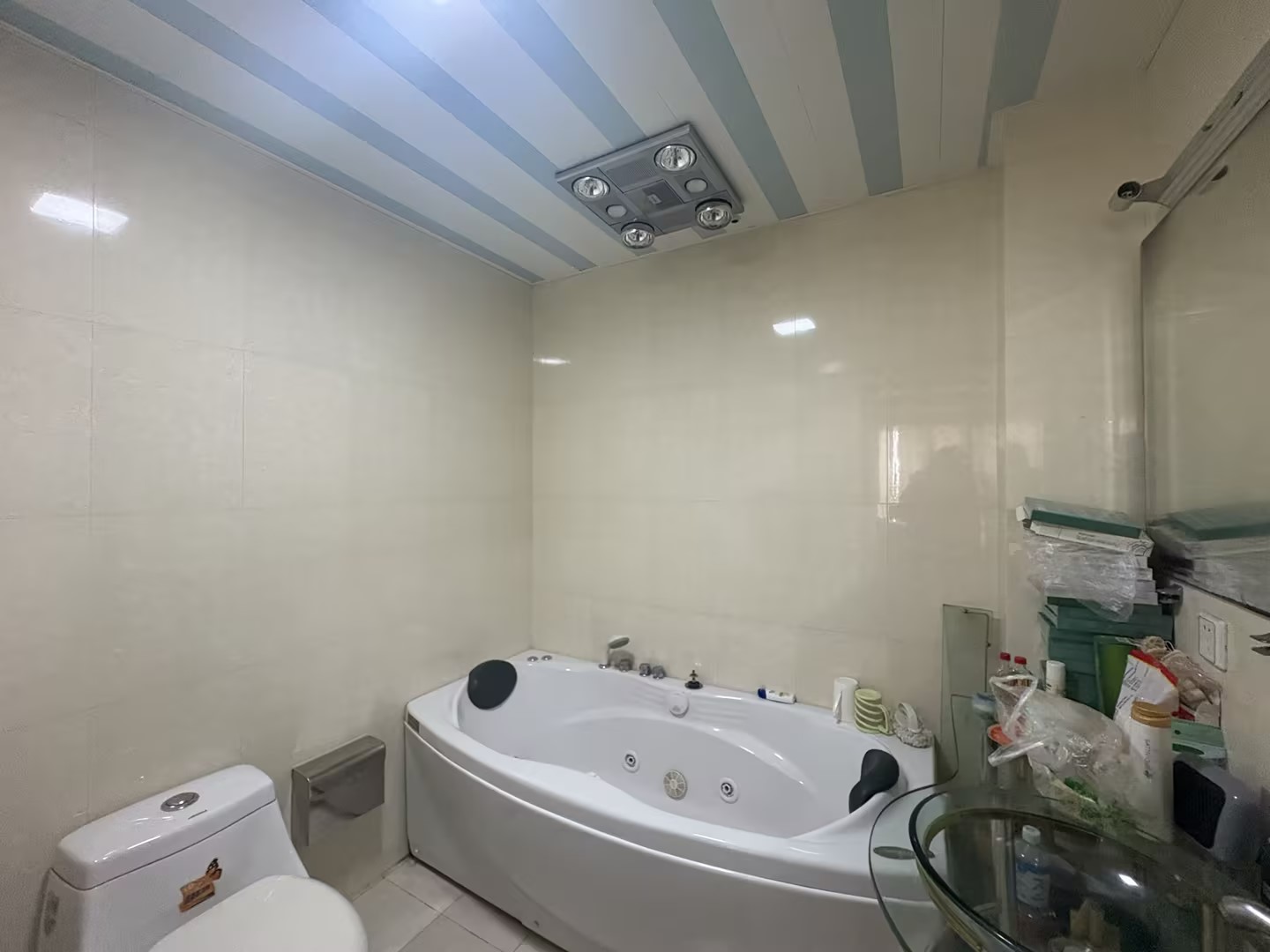 和睦小区 3室2厅2卫 135m&sup2;