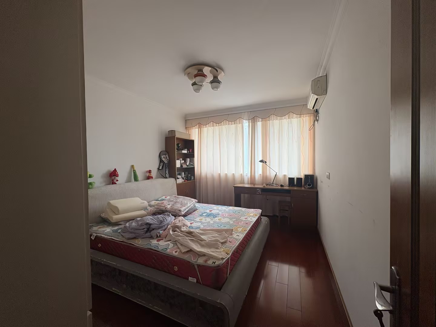 和睦小区 3室2厅2卫 135m&sup2;
