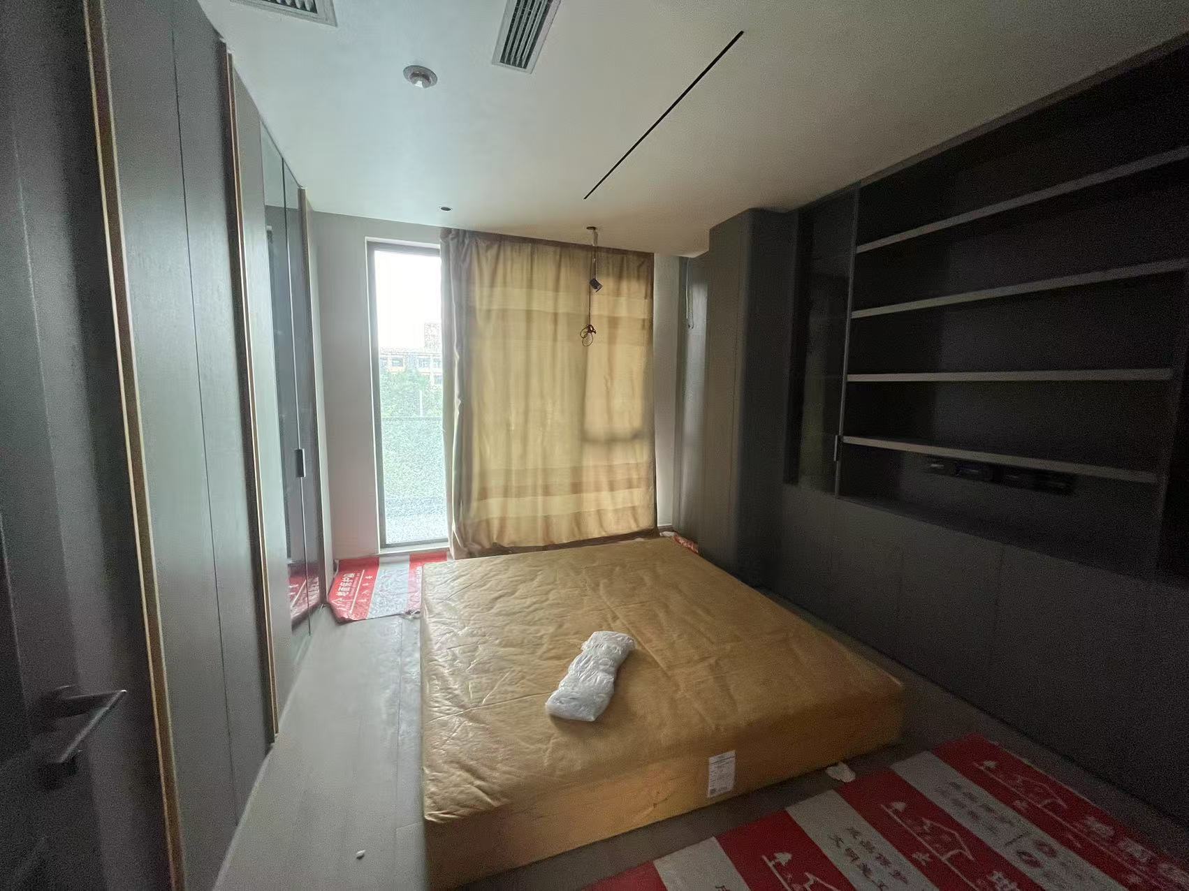 盛和九里香堤一期 5室1厅5卫 356.00m&sup2;
