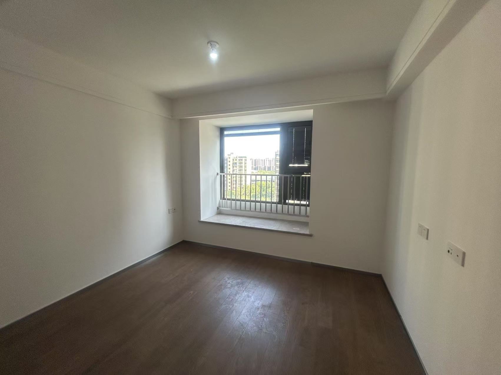 远创宸樾 4室2厅2卫 122m&sup2;