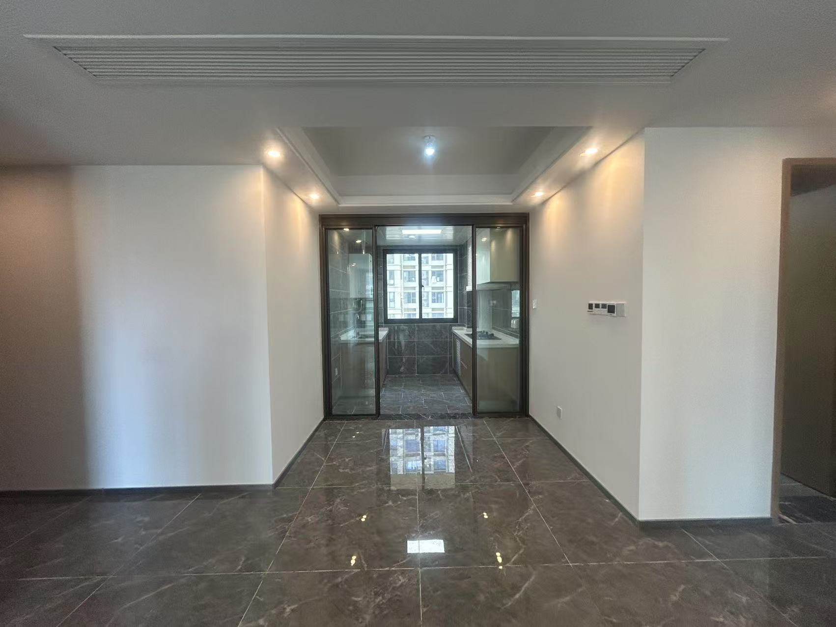 远创宸樾 4室2厅2卫 122m²