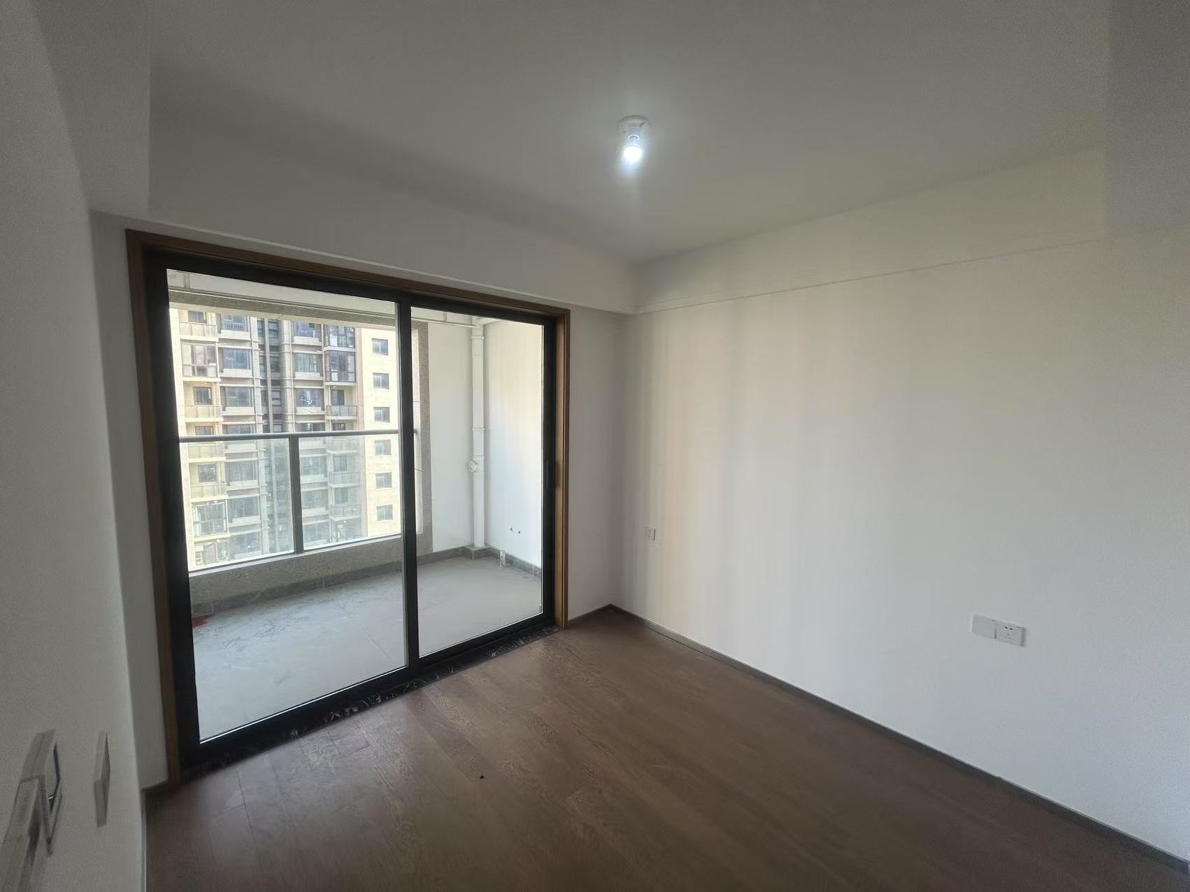 远创宸樾 4室2厅2卫 122m&sup2;