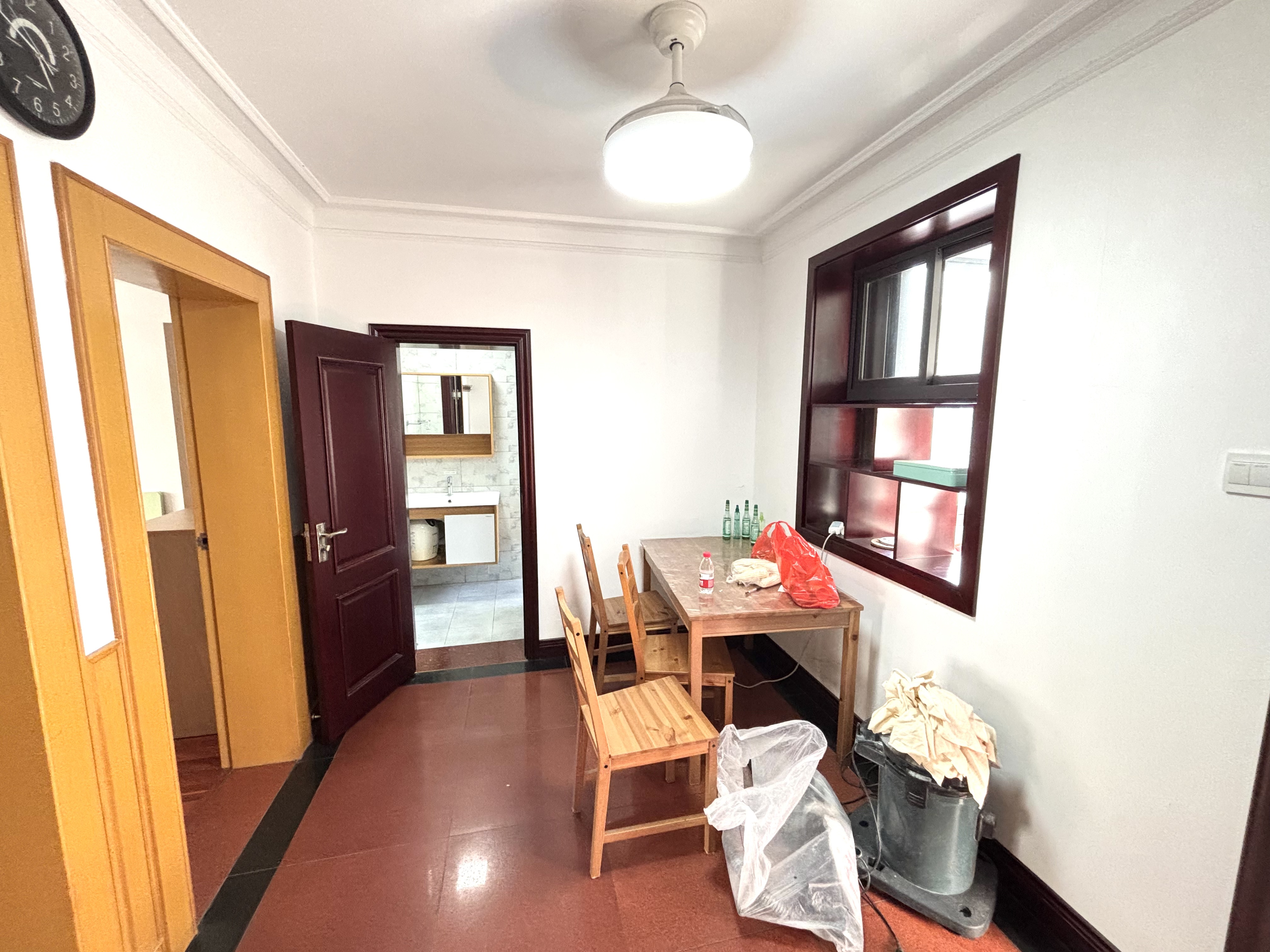 富贵园 2室2厅1卫 82.35m&sup2;