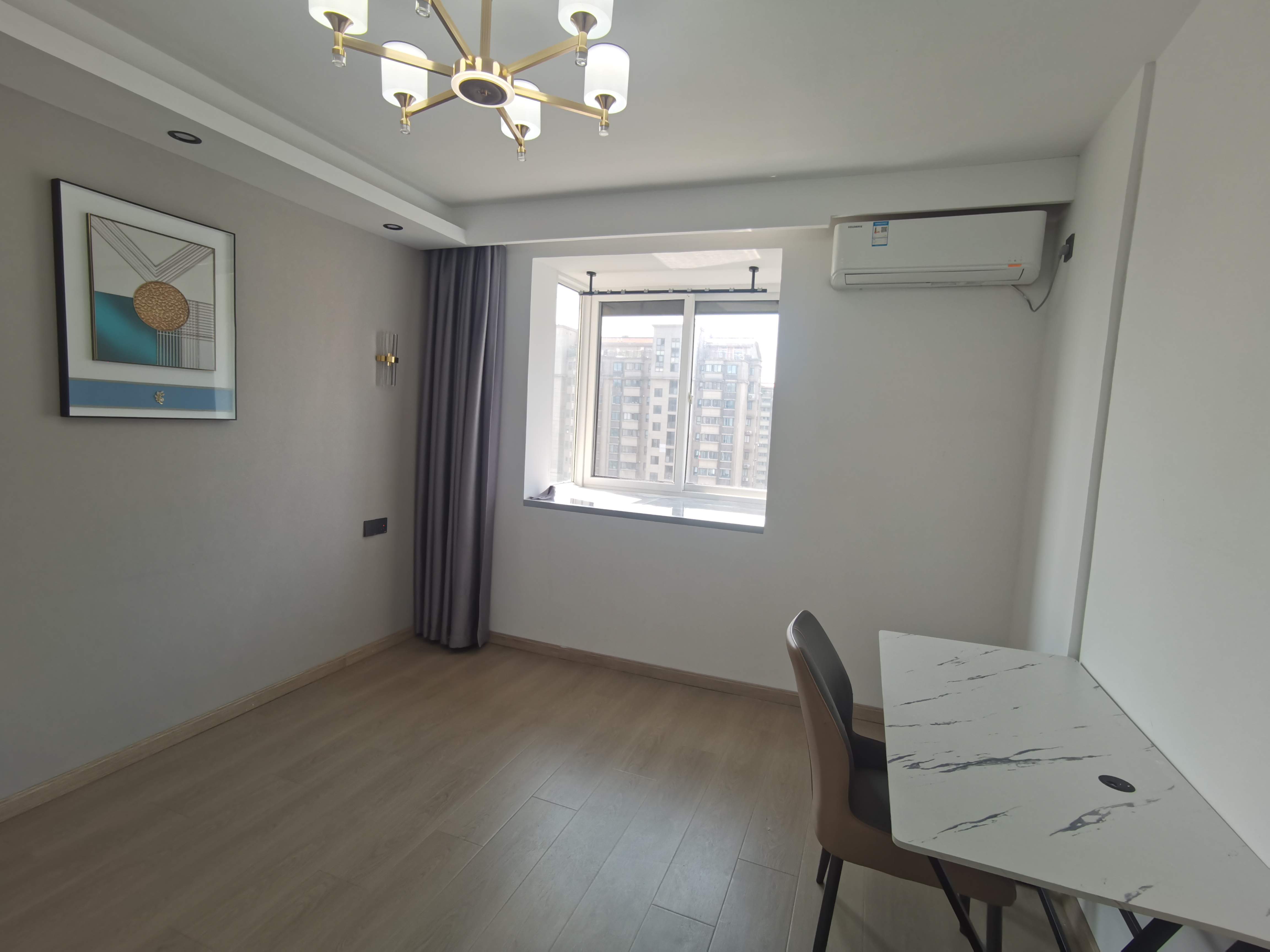 颐景苑 3室2厅1卫 126m&sup2;