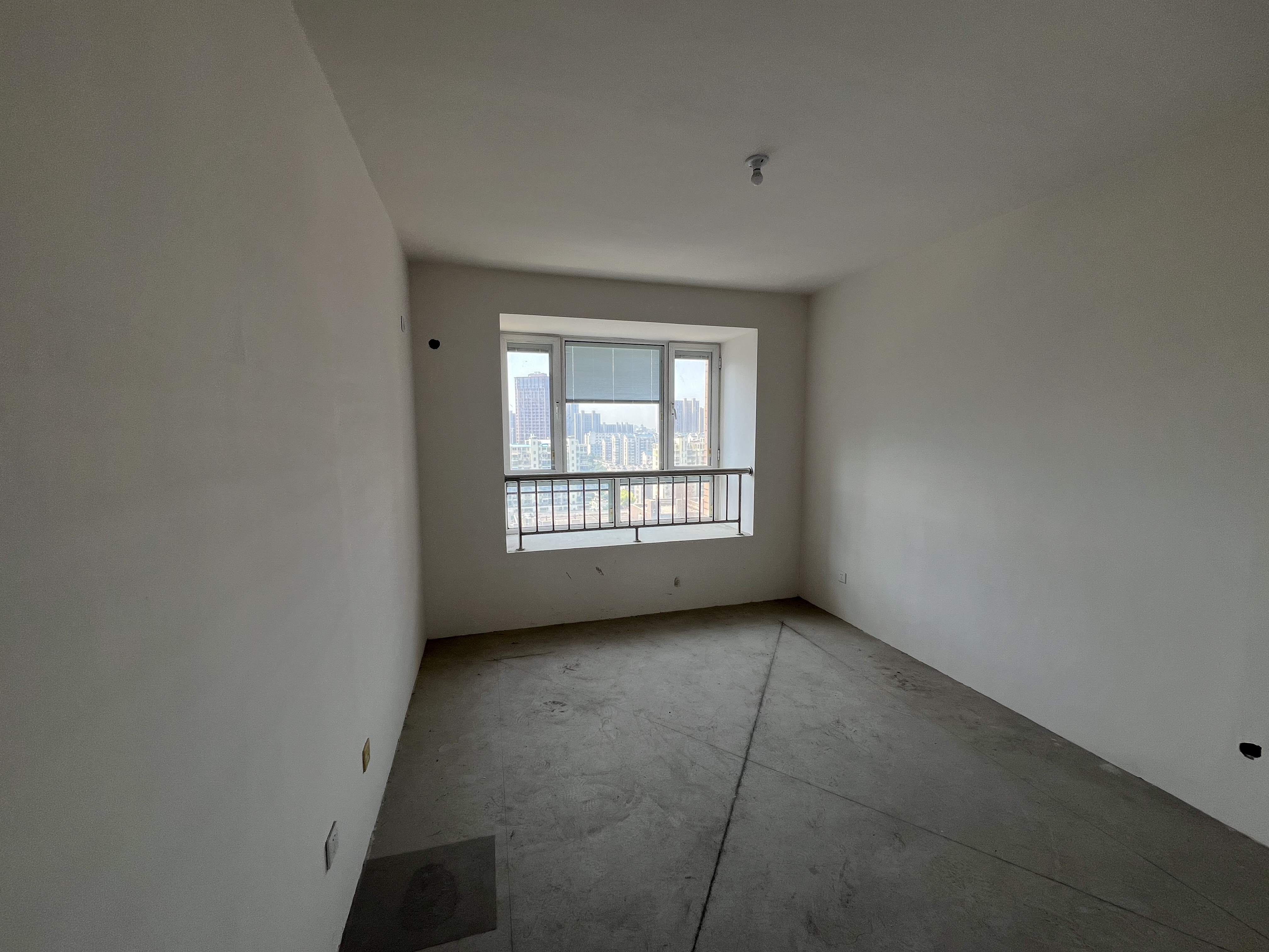 桂花小镇 2室2厅1卫 93m&sup2;
