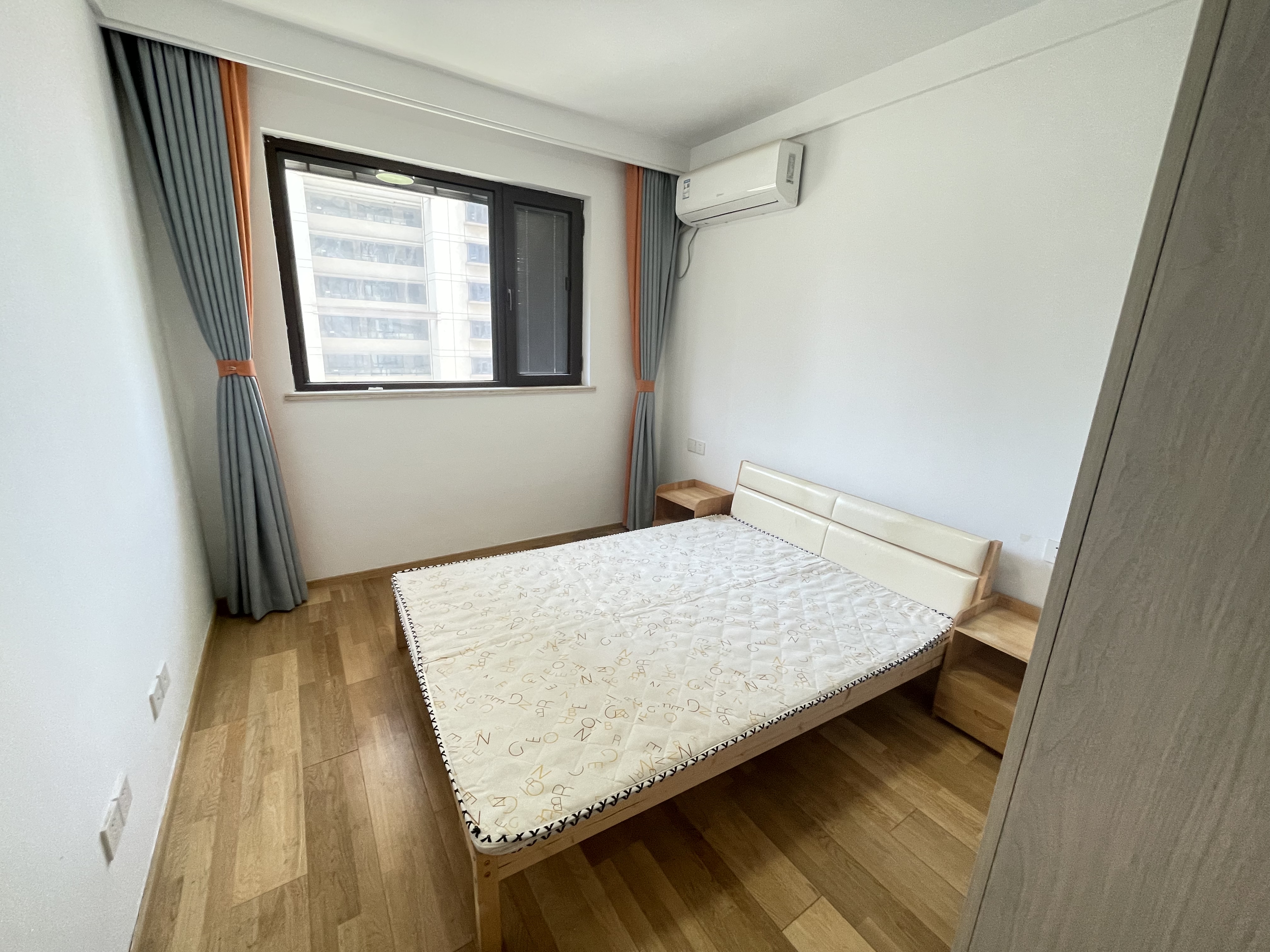 云樾东方 3室2厅1卫 94.6m&sup2;