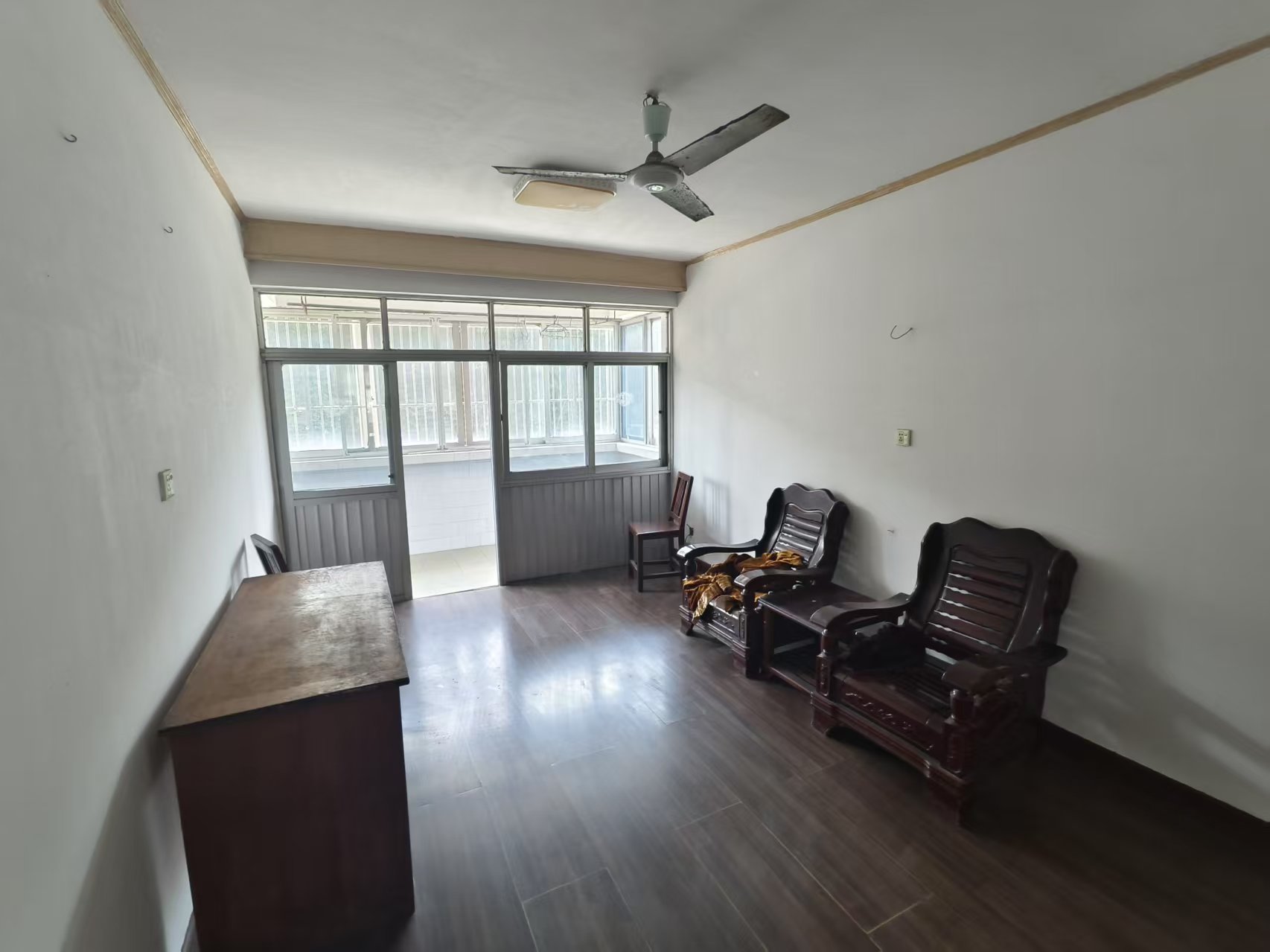 翠园新村 3室1厅1卫 93.00m&sup2;
