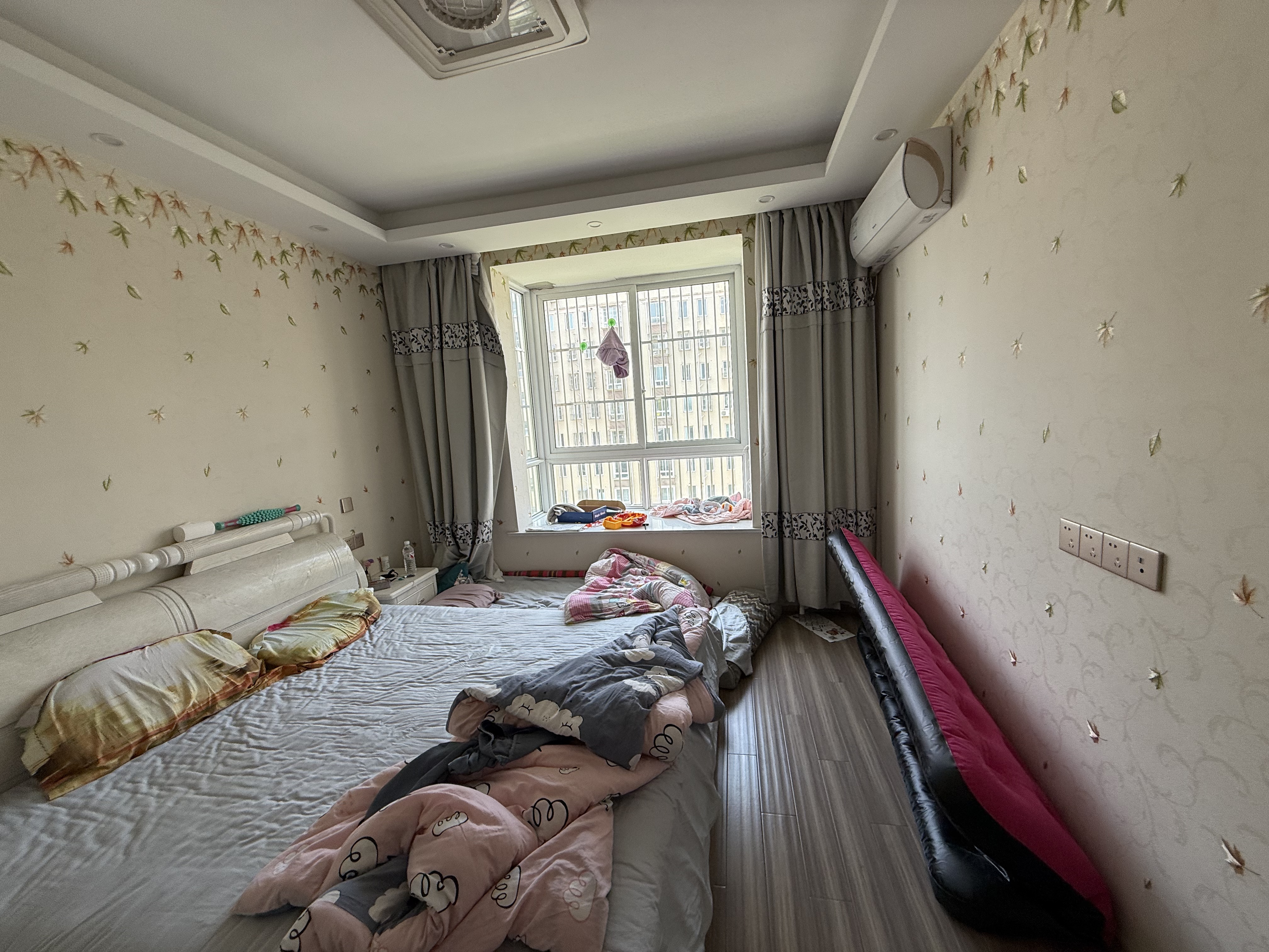 天晖苑 3室2厅1卫 130.00m&sup2;