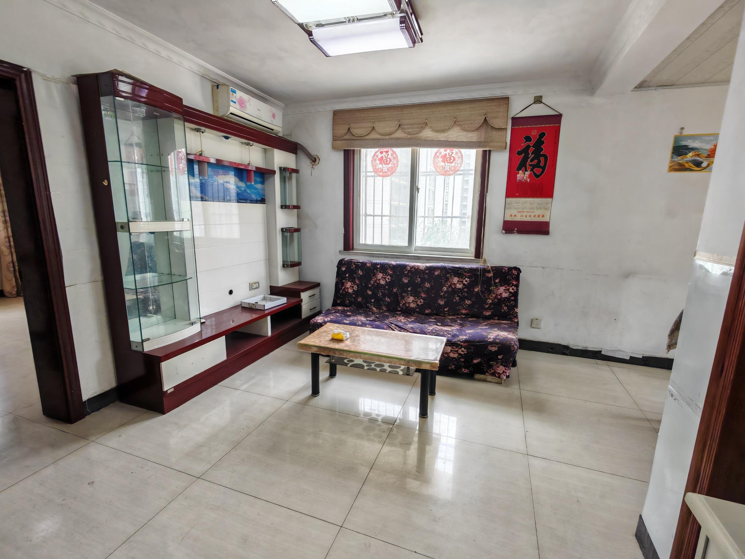 天山花苑西区 2室2厅1卫 74.6m&sup2;