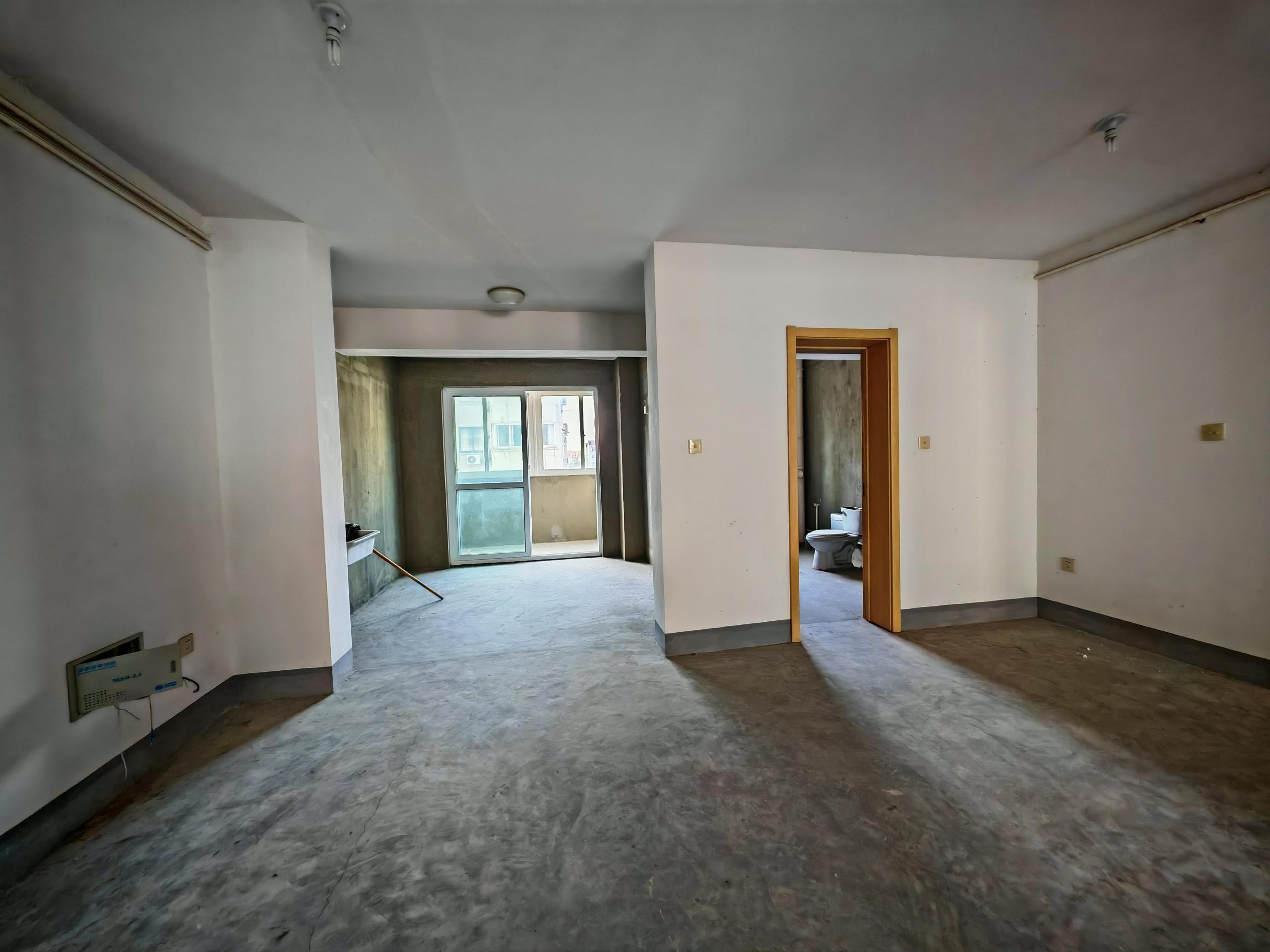 学田北苑 6室3厅2卫 168m&sup2;