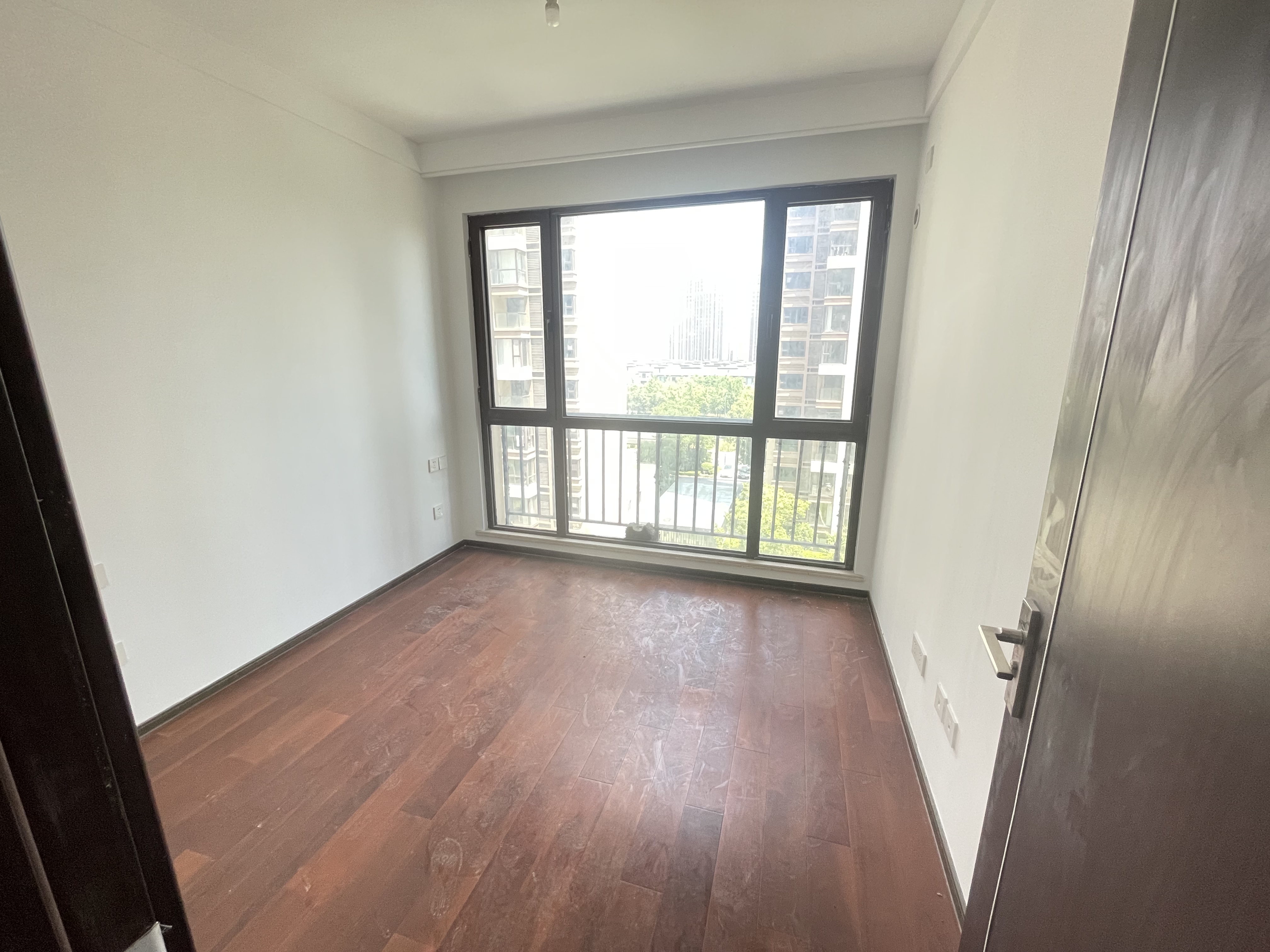 云樾东方 3室2厅2卫 134.41m&sup2;