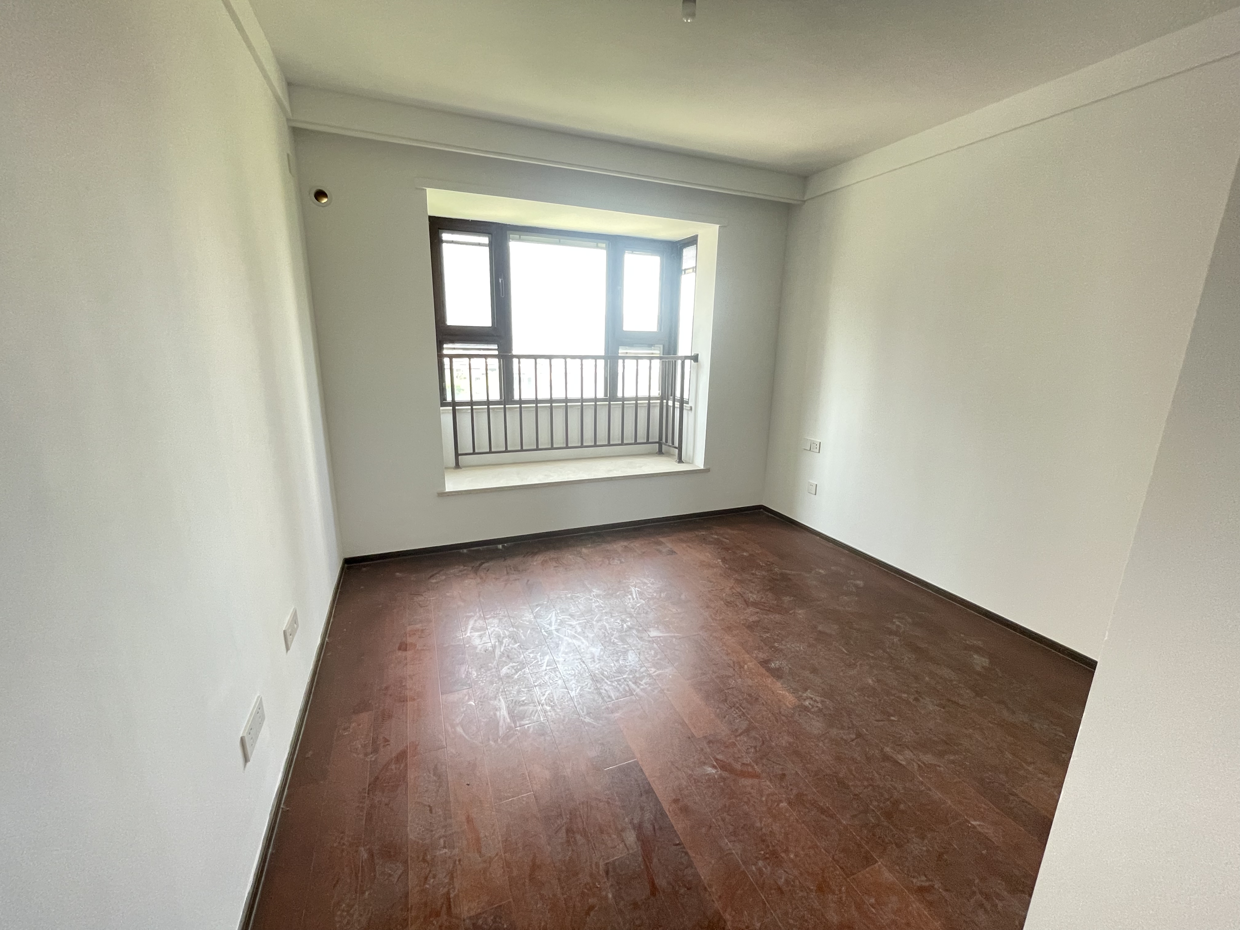 云樾东方 3室2厅2卫 134.41m&sup2;