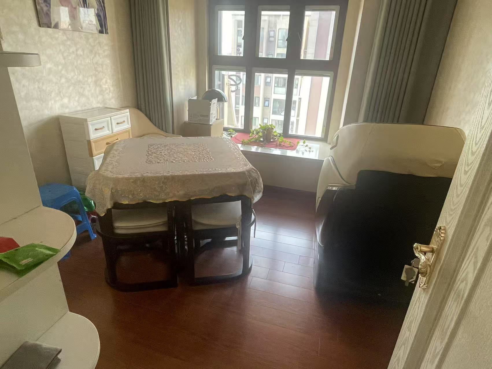 南通碧桂园翡翠华府 4室2厅2卫 144m&sup2;