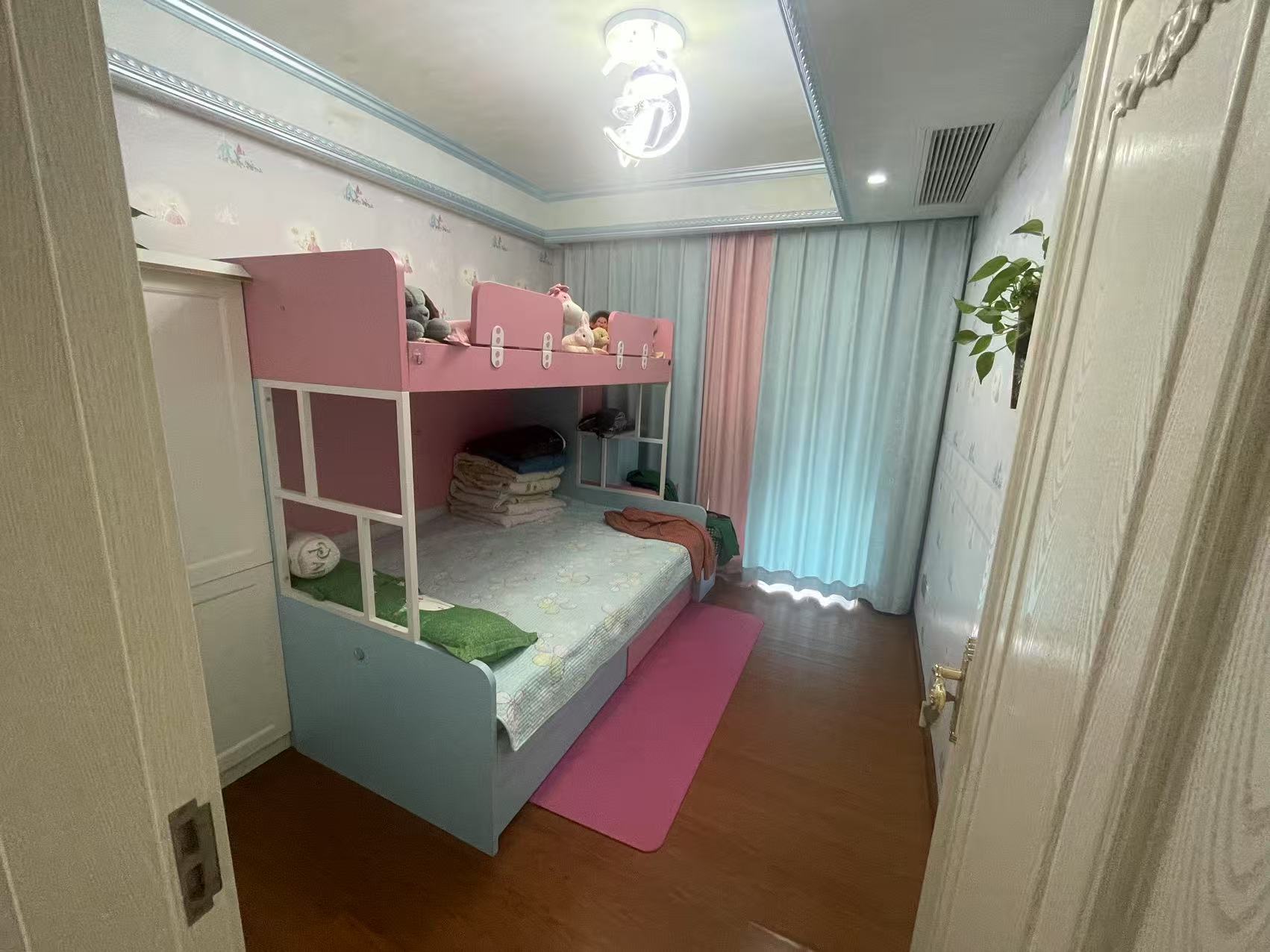 南通碧桂园翡翠华府 4室2厅2卫 144m&sup2;