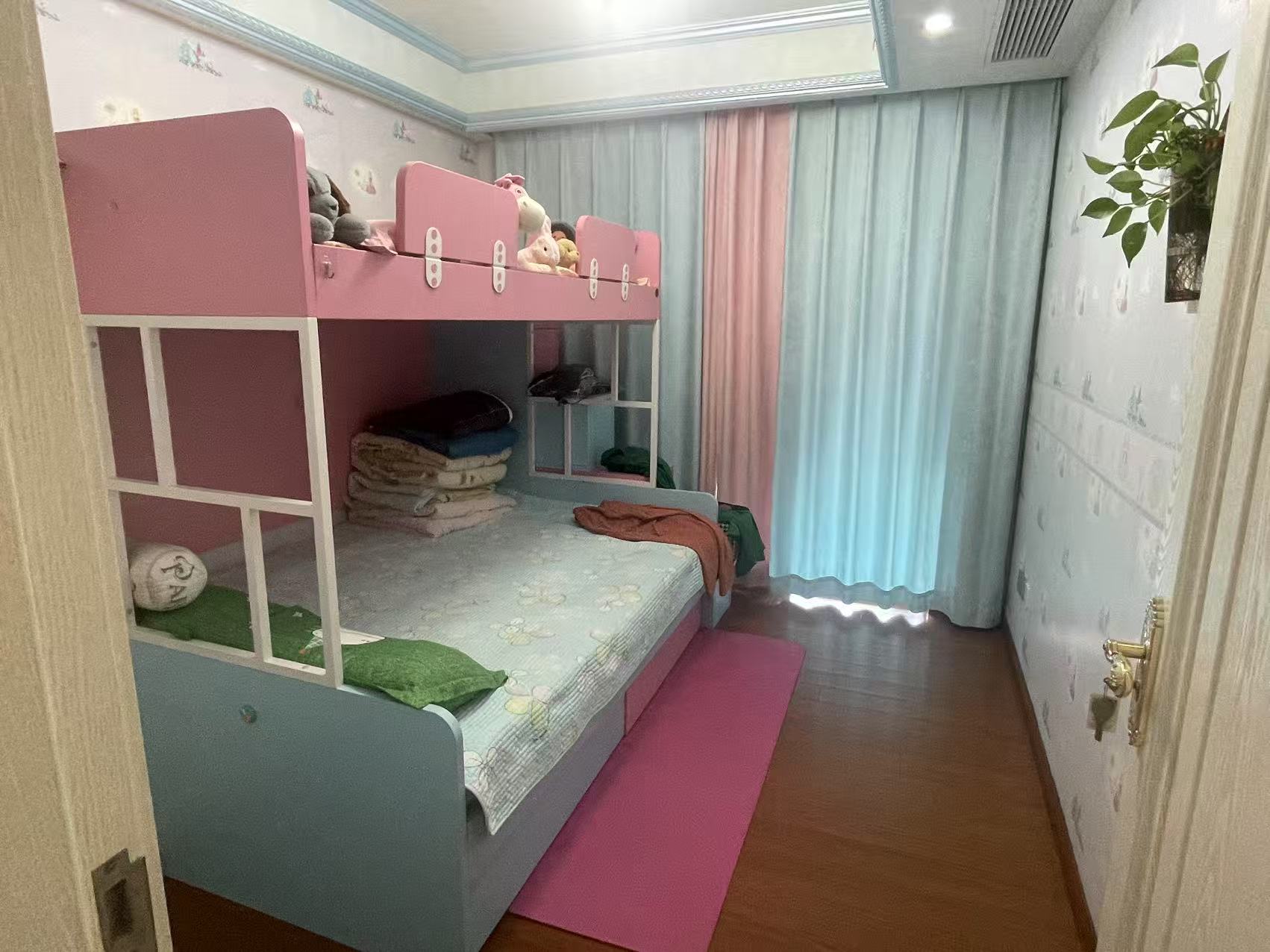 南通碧桂园翡翠华府 4室2厅2卫 144m&sup2;
