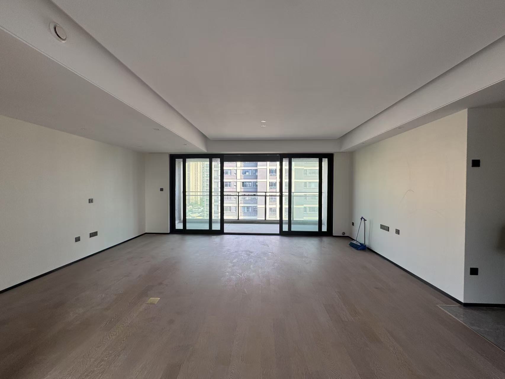 万科翡翠东第 4室2厅2卫 149.9m&sup2;