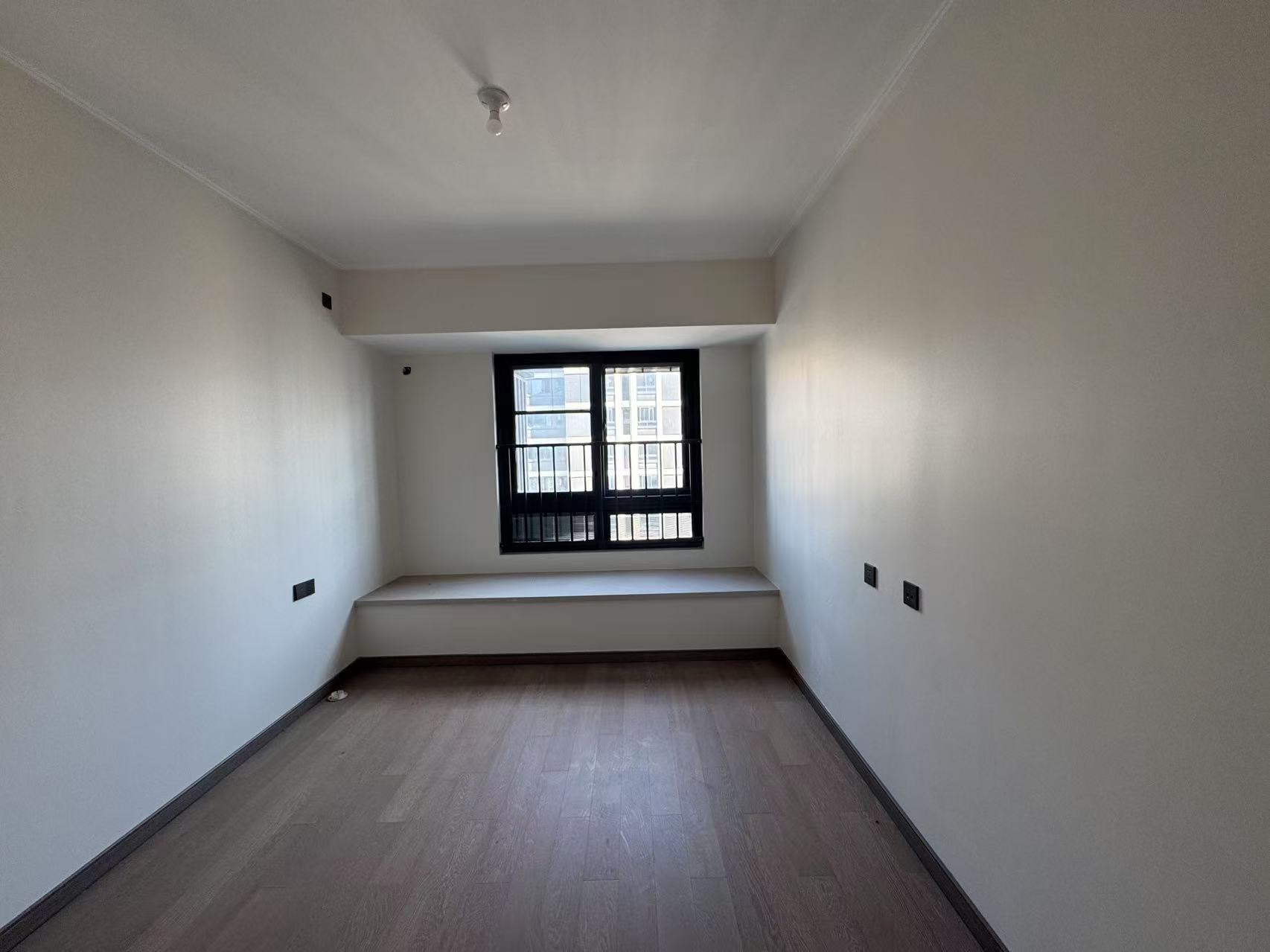 万科翡翠东第 4室2厅2卫 149.9m&sup2;