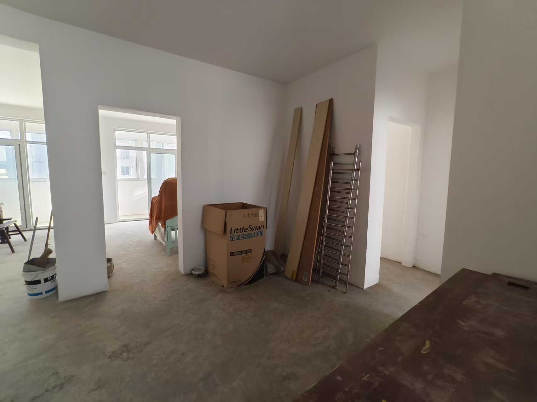 天晖苑 3室2厅2卫 133m&sup2;