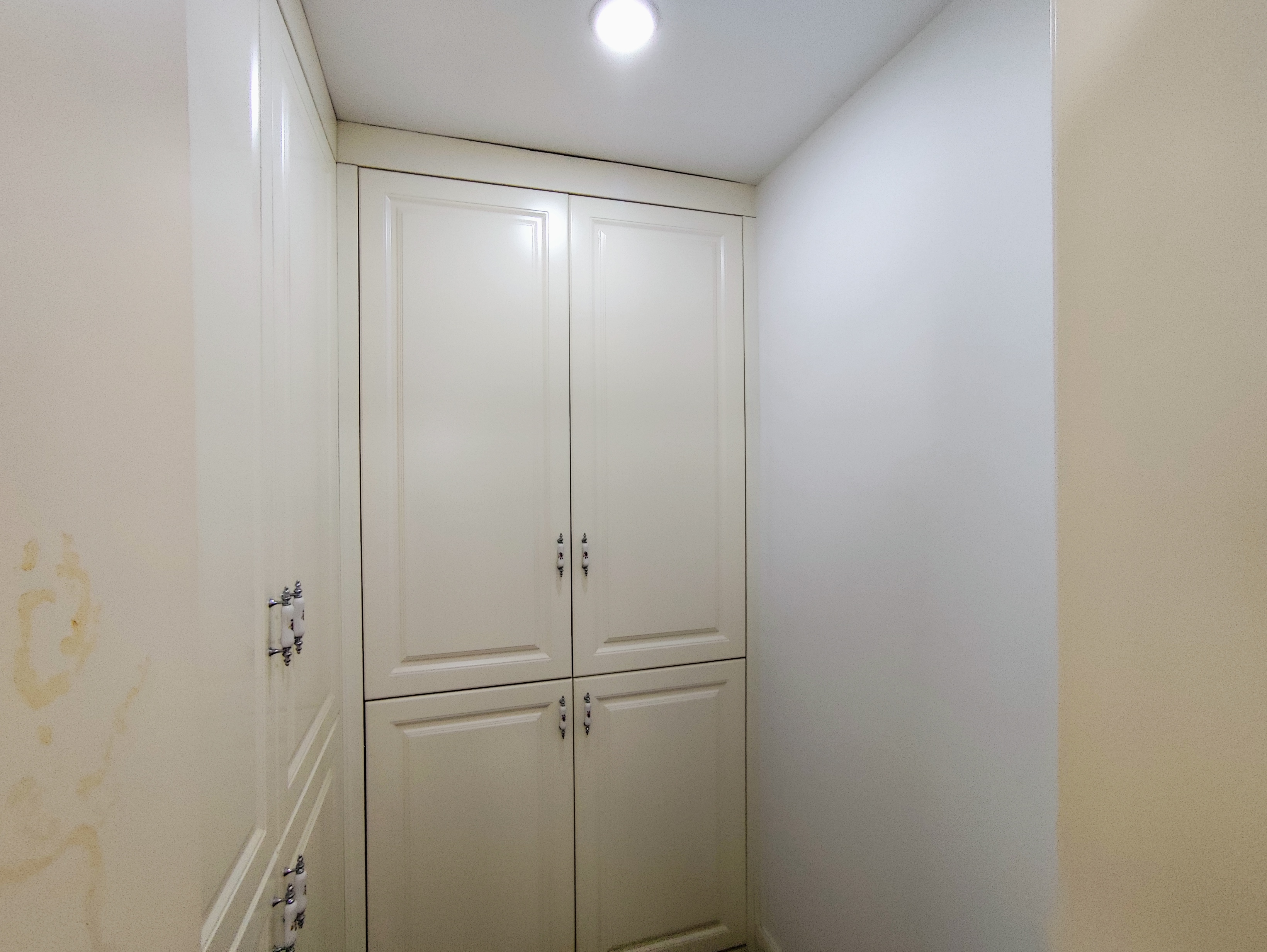 中南世纪花城三期 4室2厅2卫 140.58m&sup2;