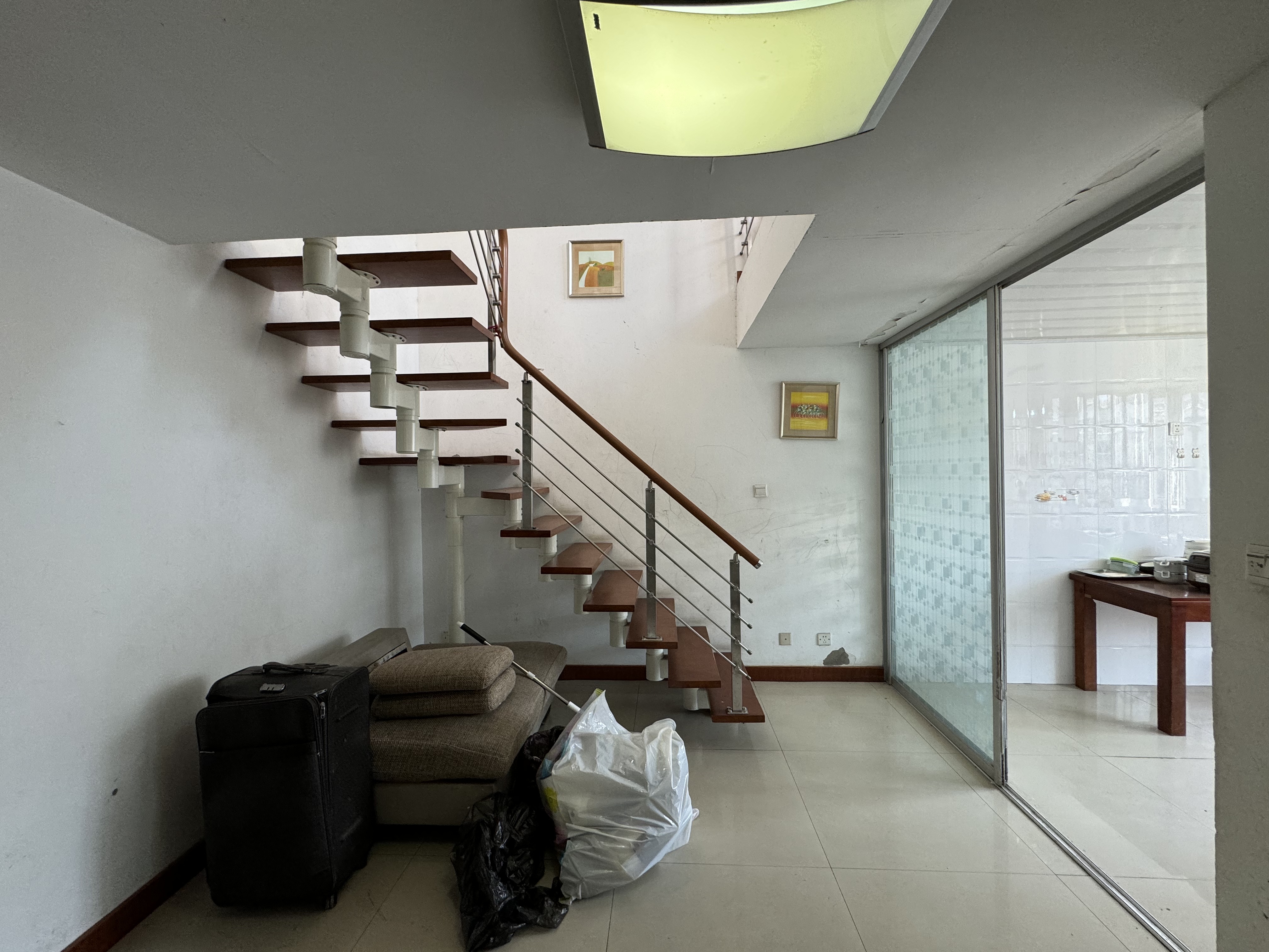 公园一村 4室2厅1卫 123m²