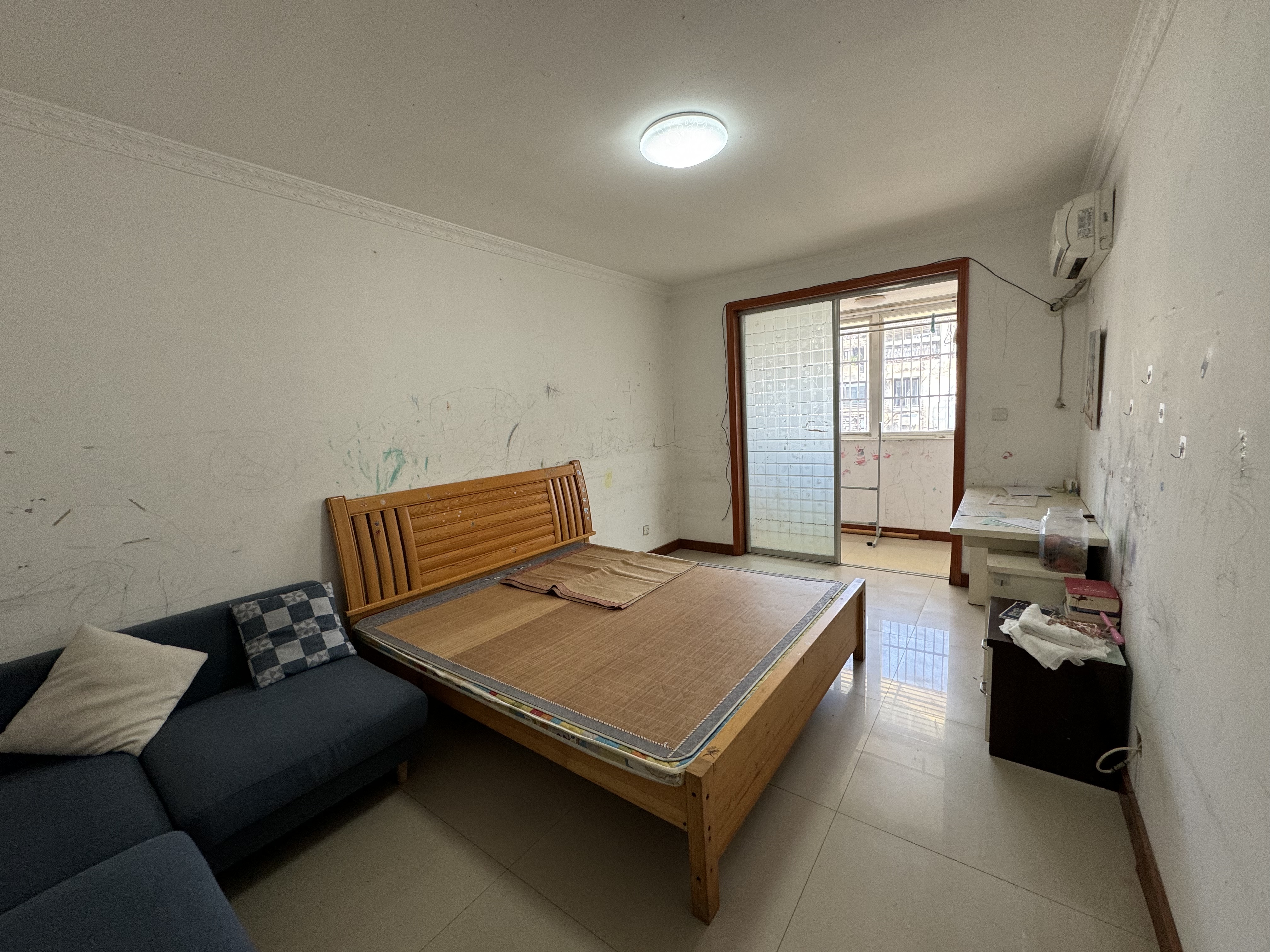 公园一村 4室2厅1卫 123m&sup2;