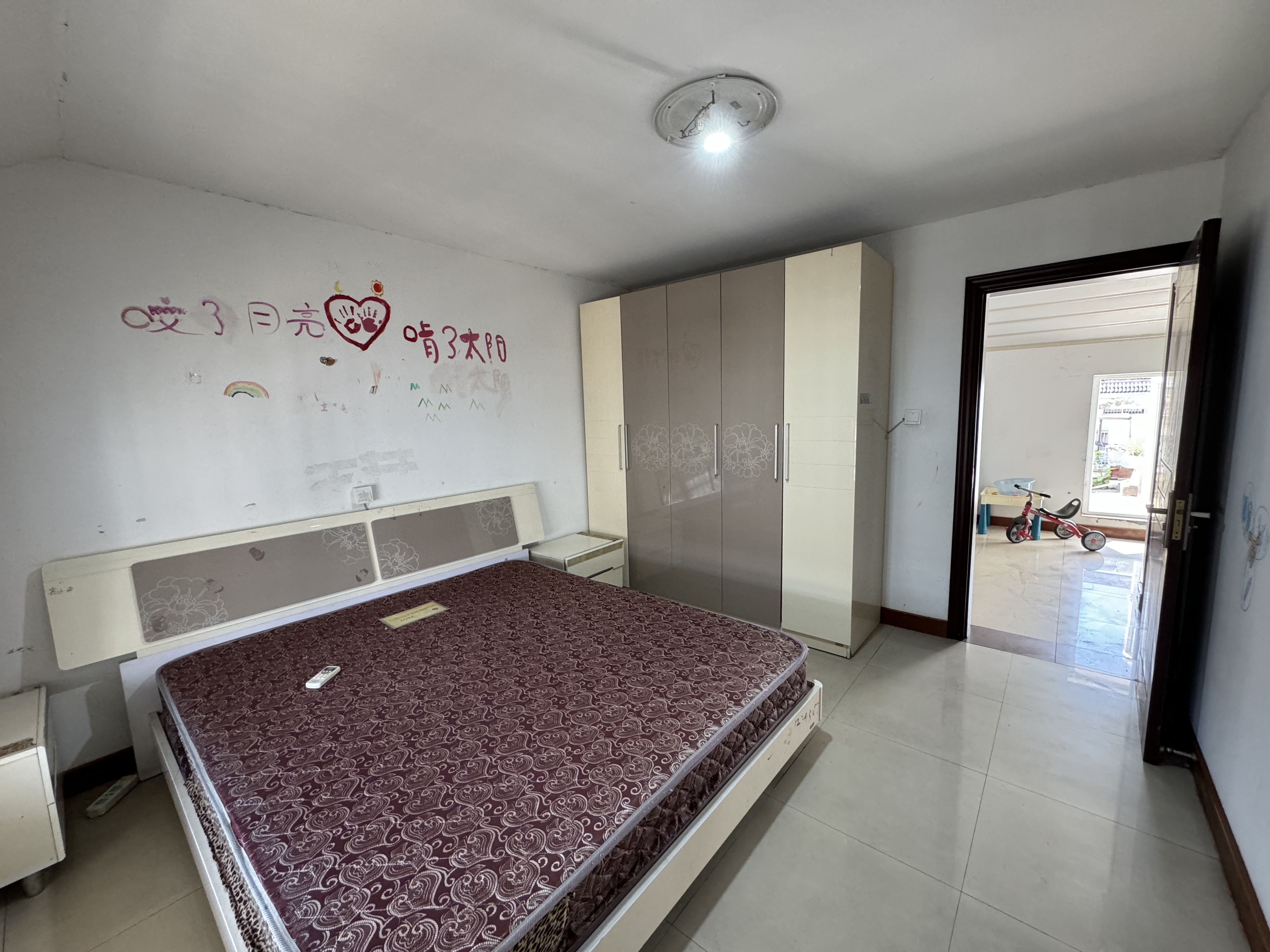 公园一村 4室2厅1卫 123m&sup2;