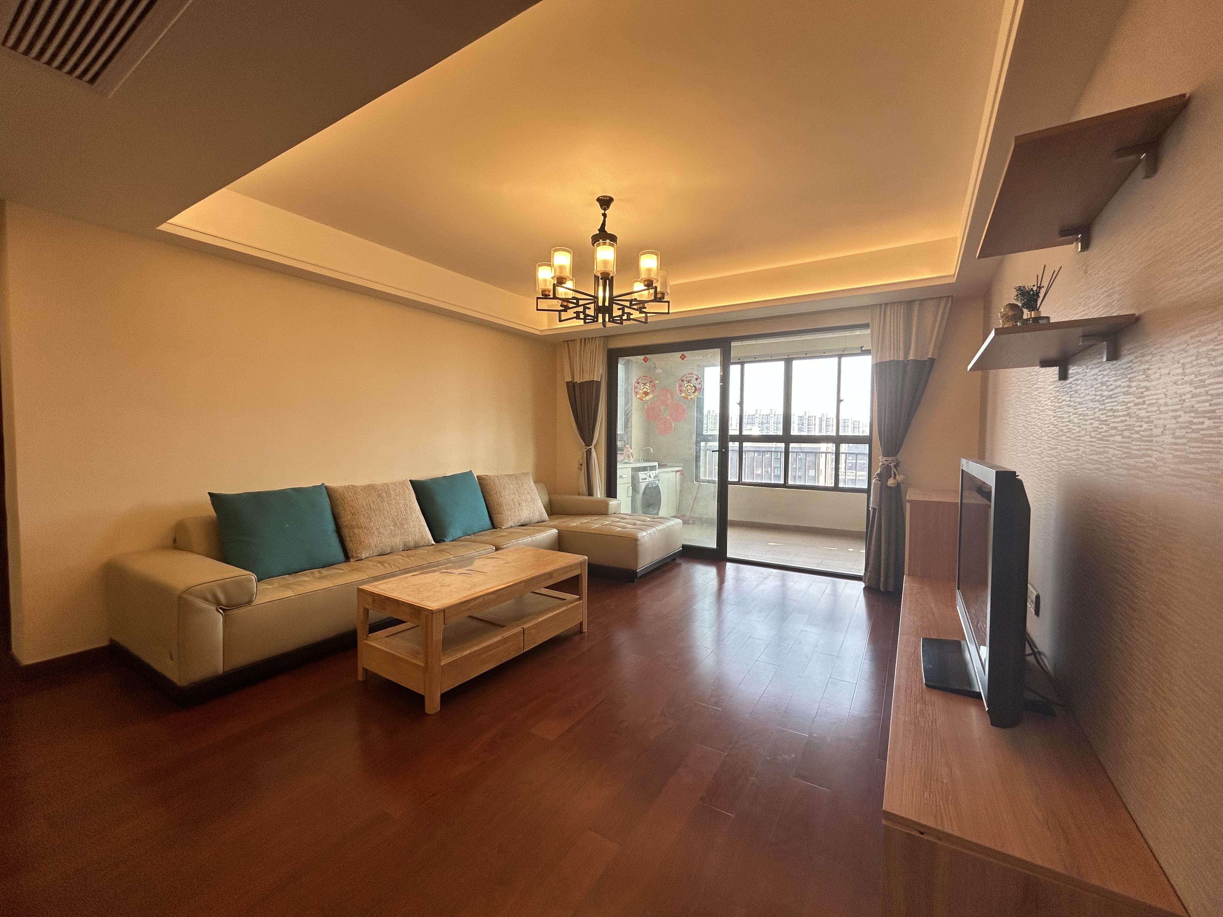 万科城市之光 4室2厅2卫 143m&sup2;
