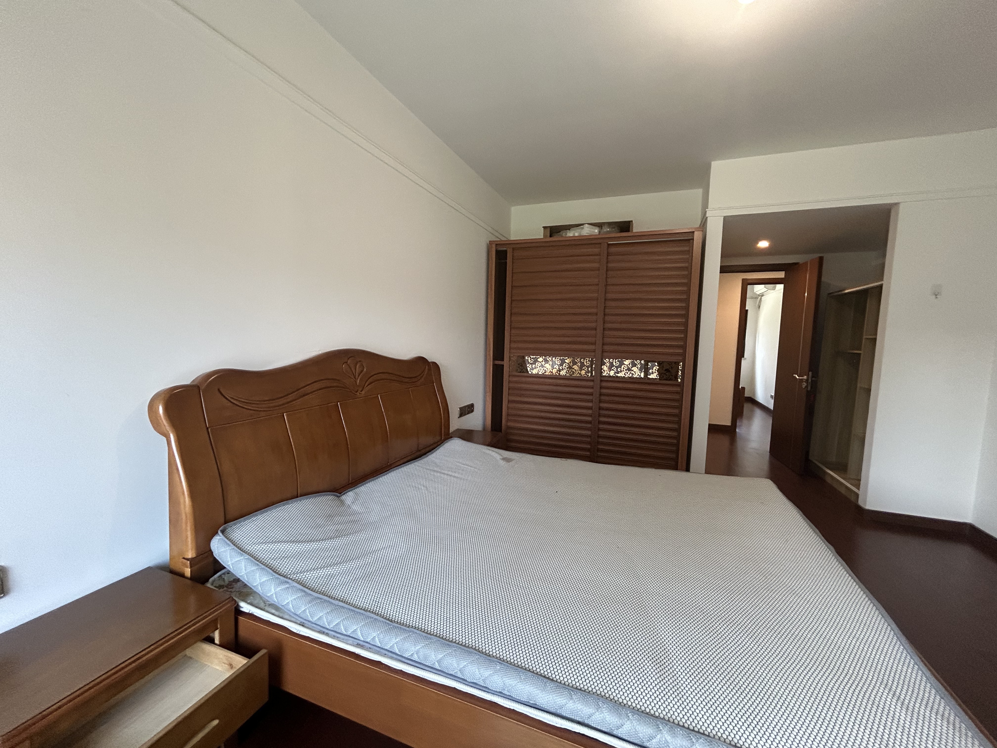 万科城市之光 3室2厅2卫 122.00m&sup2;