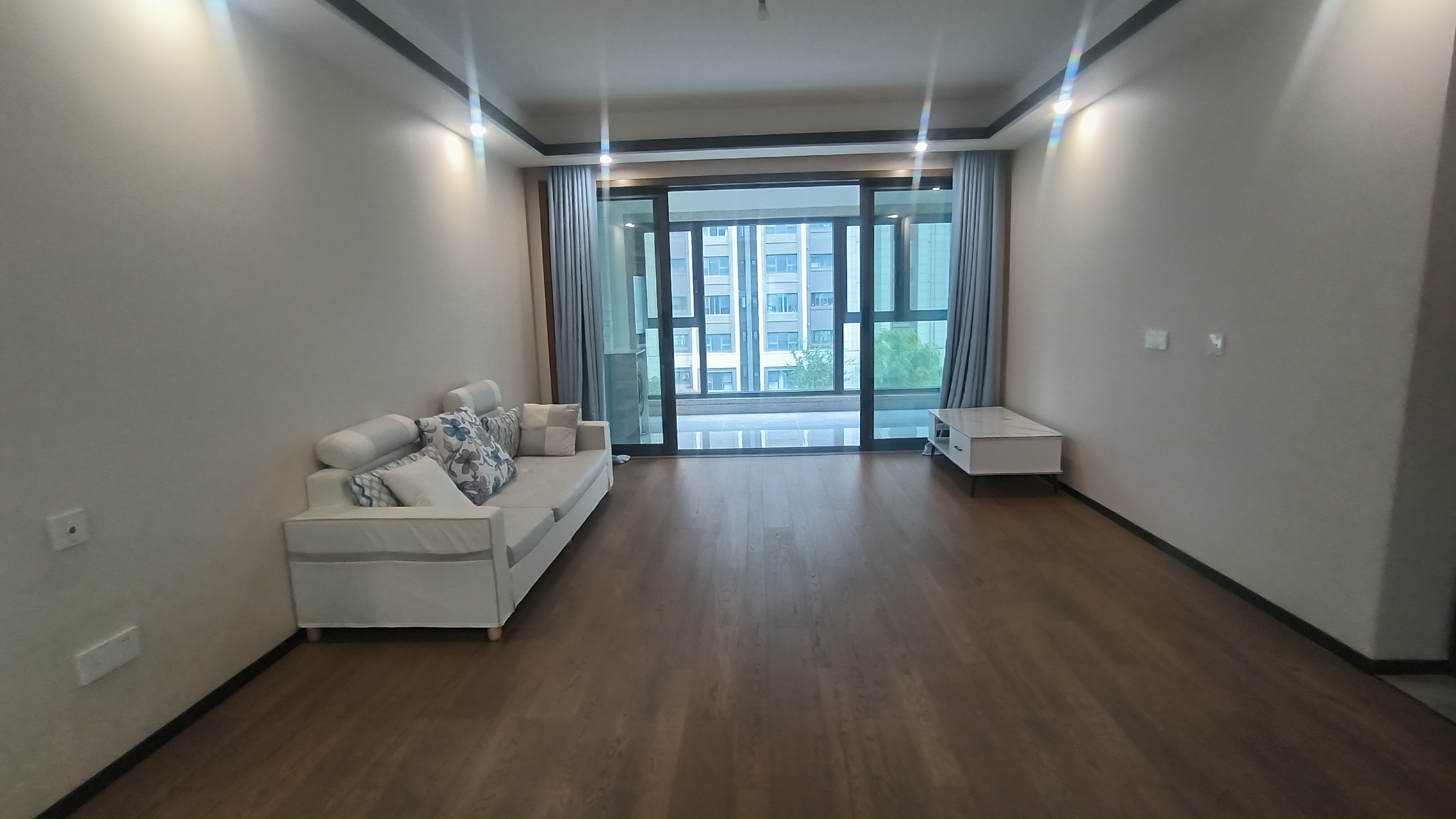 远创东樾 3室2厅2卫 124m&sup2;
