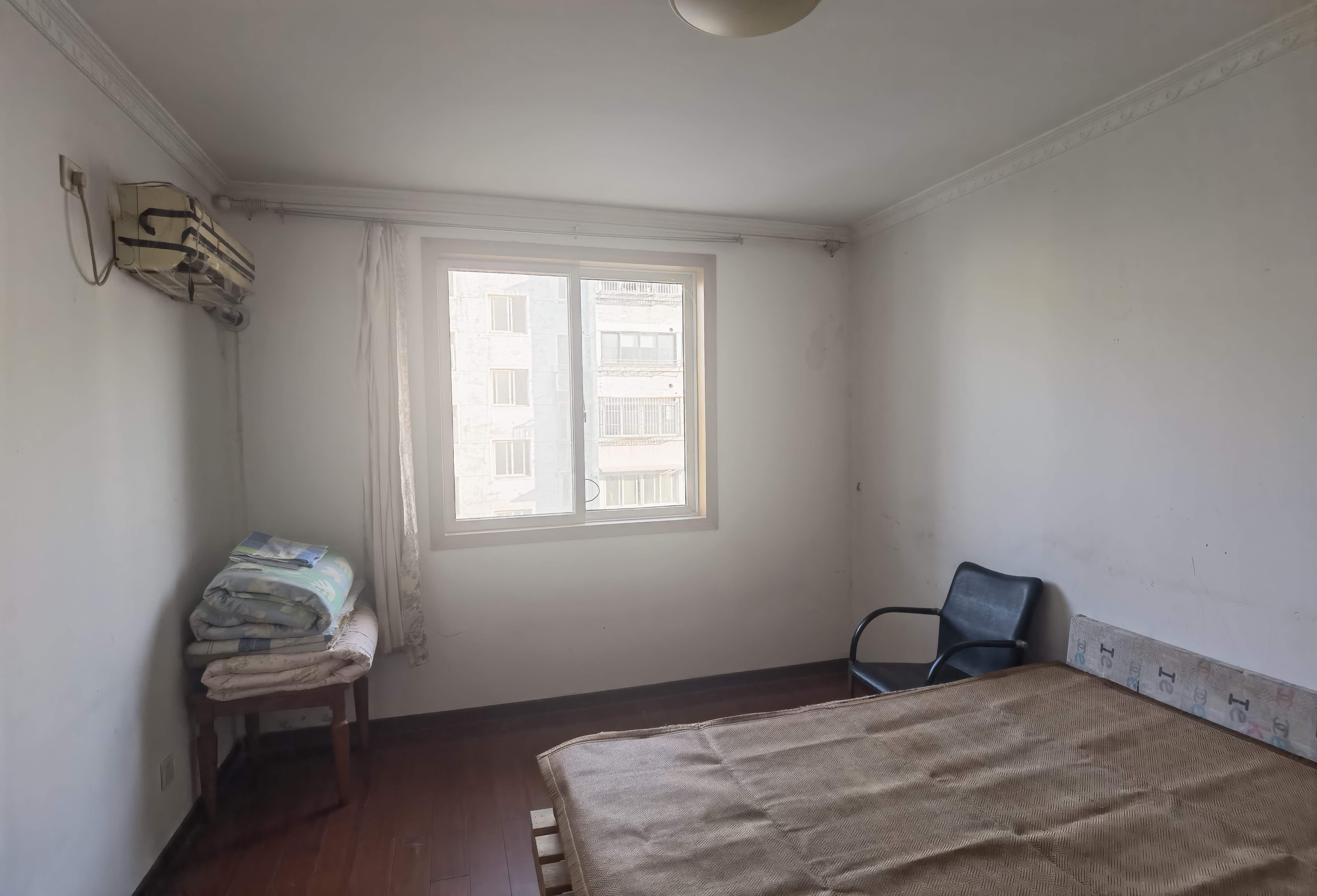 金辉花园 3室1厅1卫 96m&sup2;