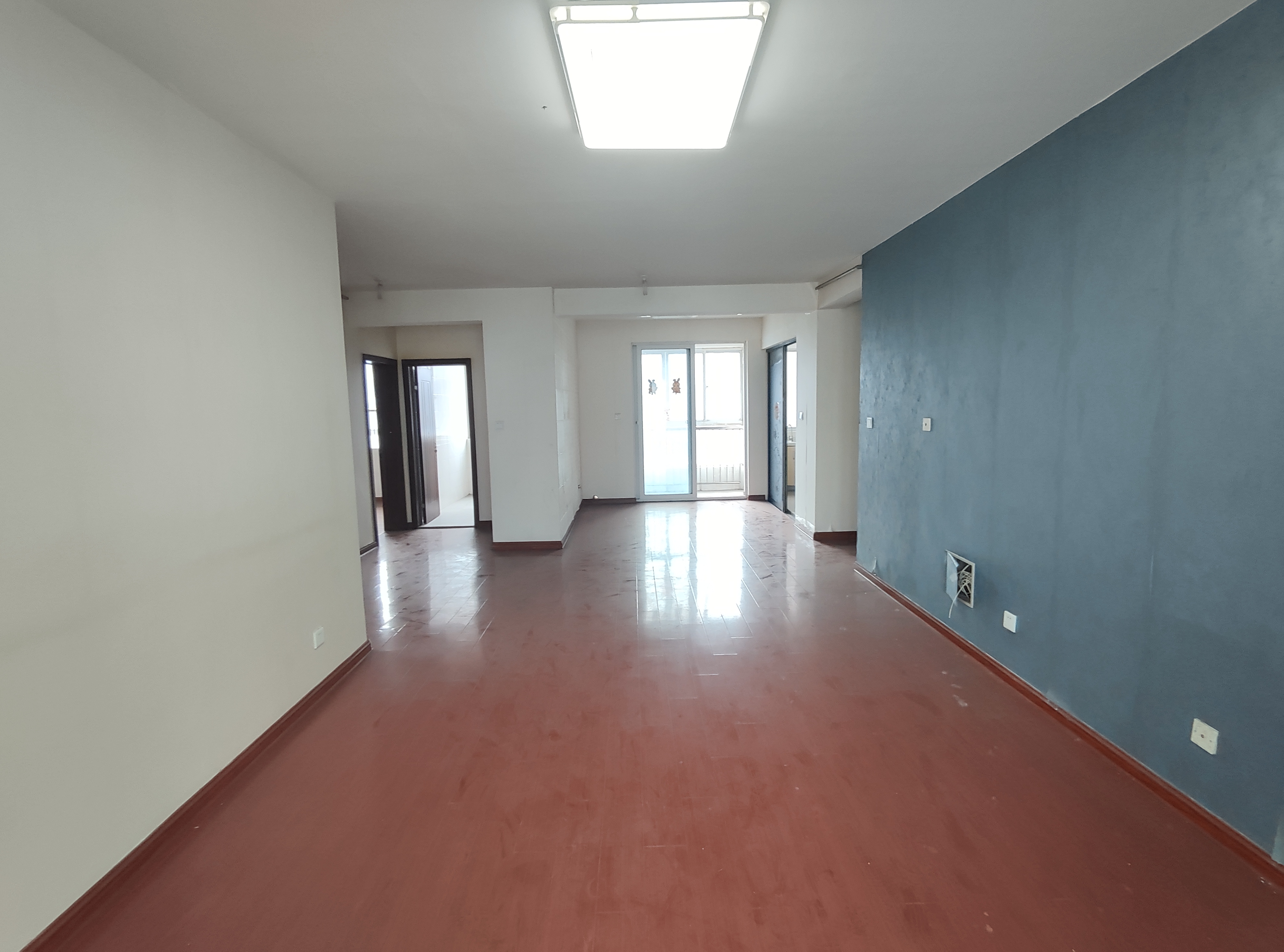 桂花小镇 3室2厅2卫 137.61m&sup2;