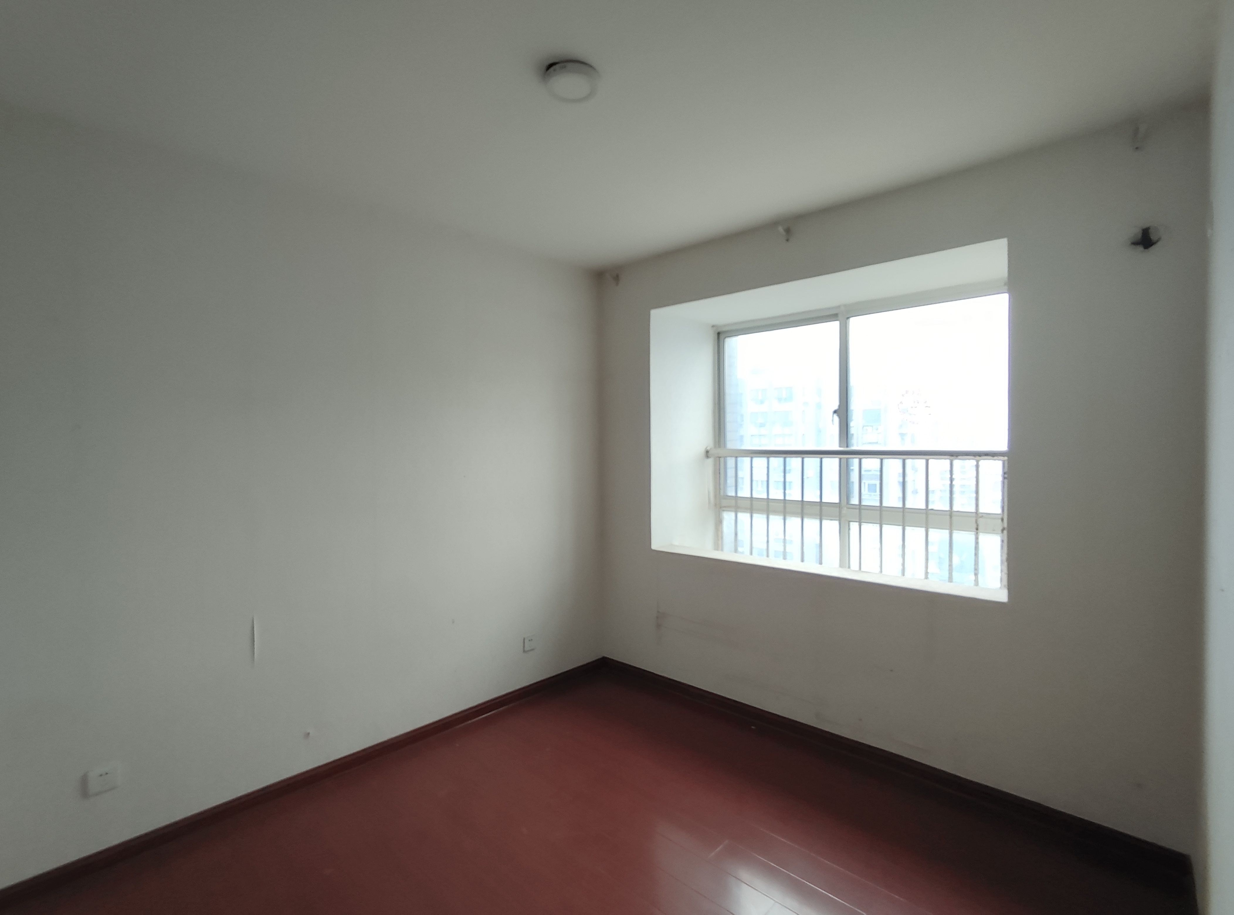 桂花小镇 3室2厅2卫 137.61m&sup2;