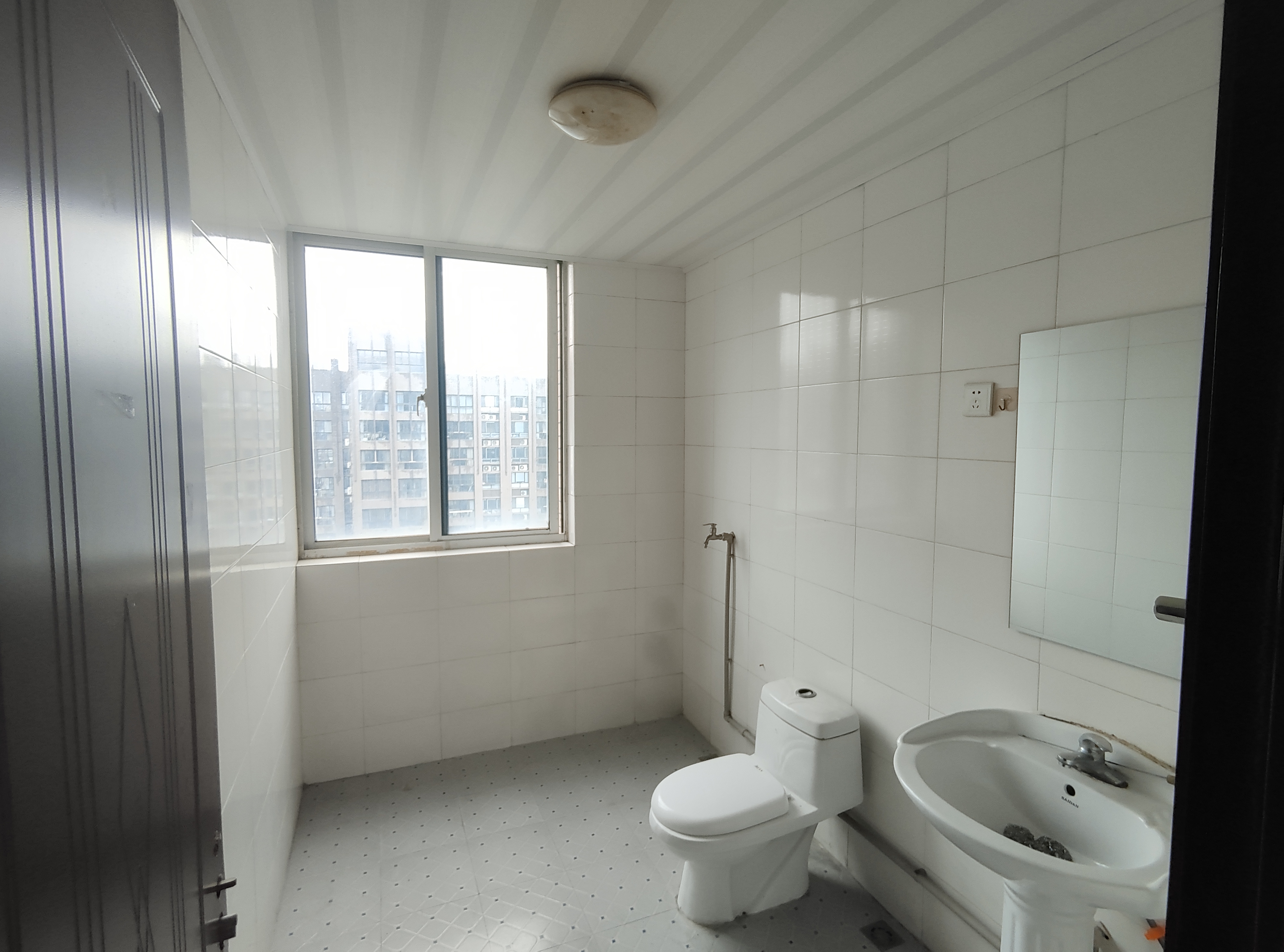 桂花小镇 3室2厅2卫 137.61m&sup2;