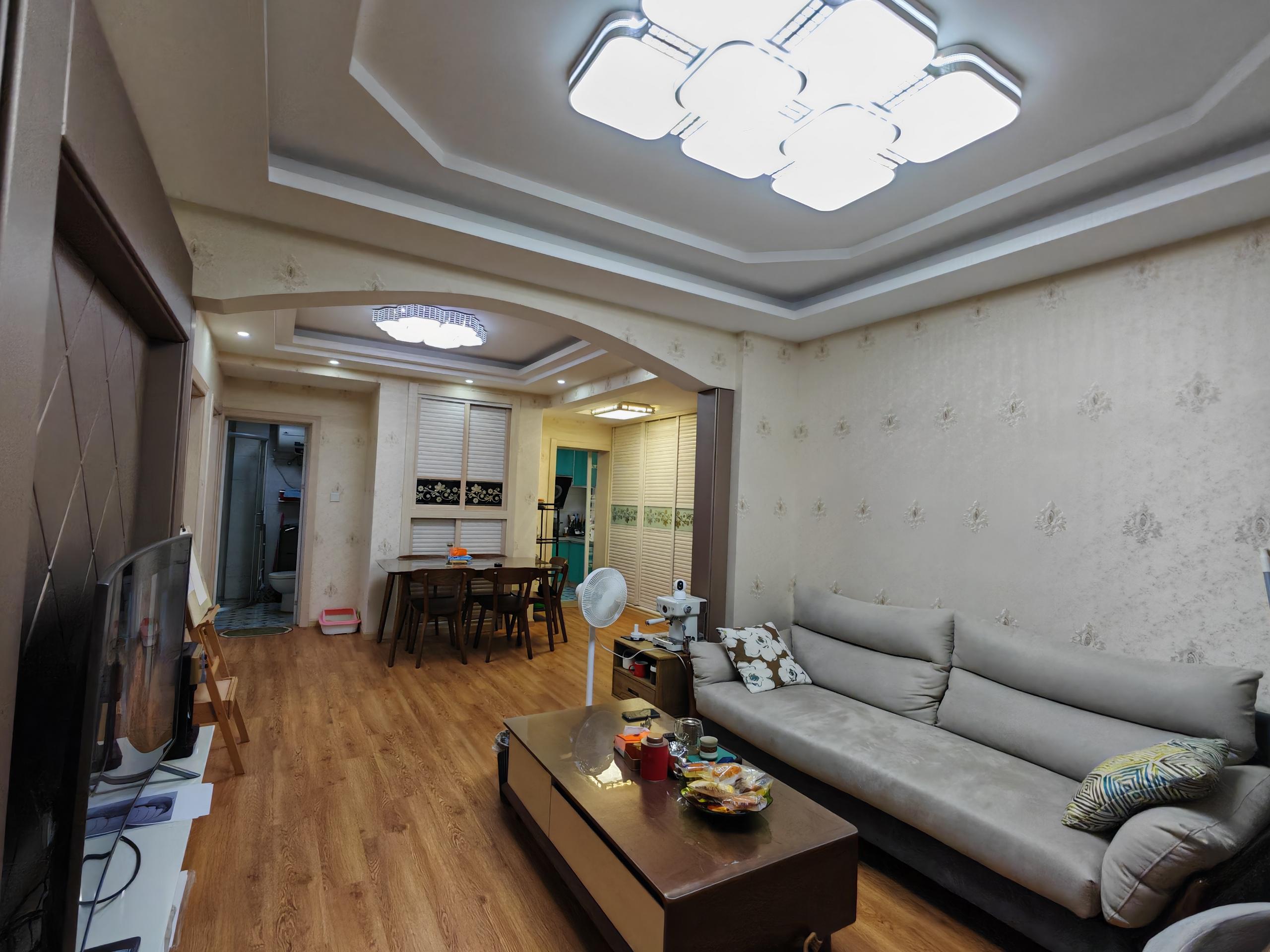 未来锦城 3室2厅1卫 84.98m²