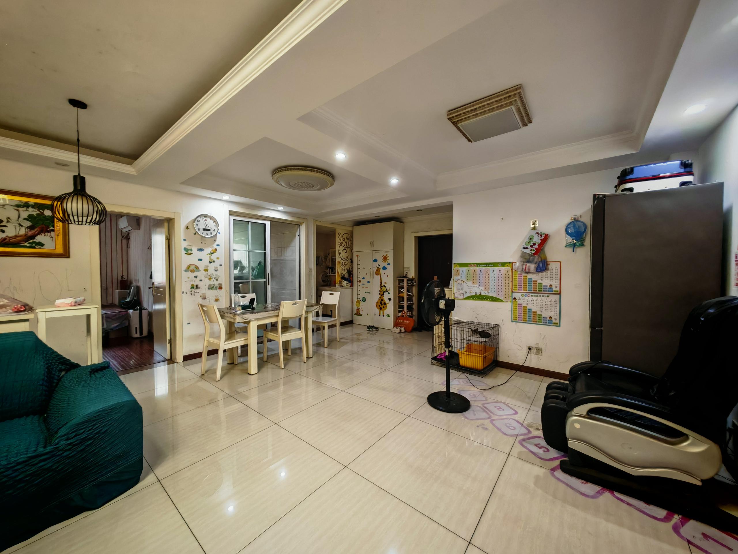 三里墩花苑三期 3室1厅1卫 129.87m&sup2;