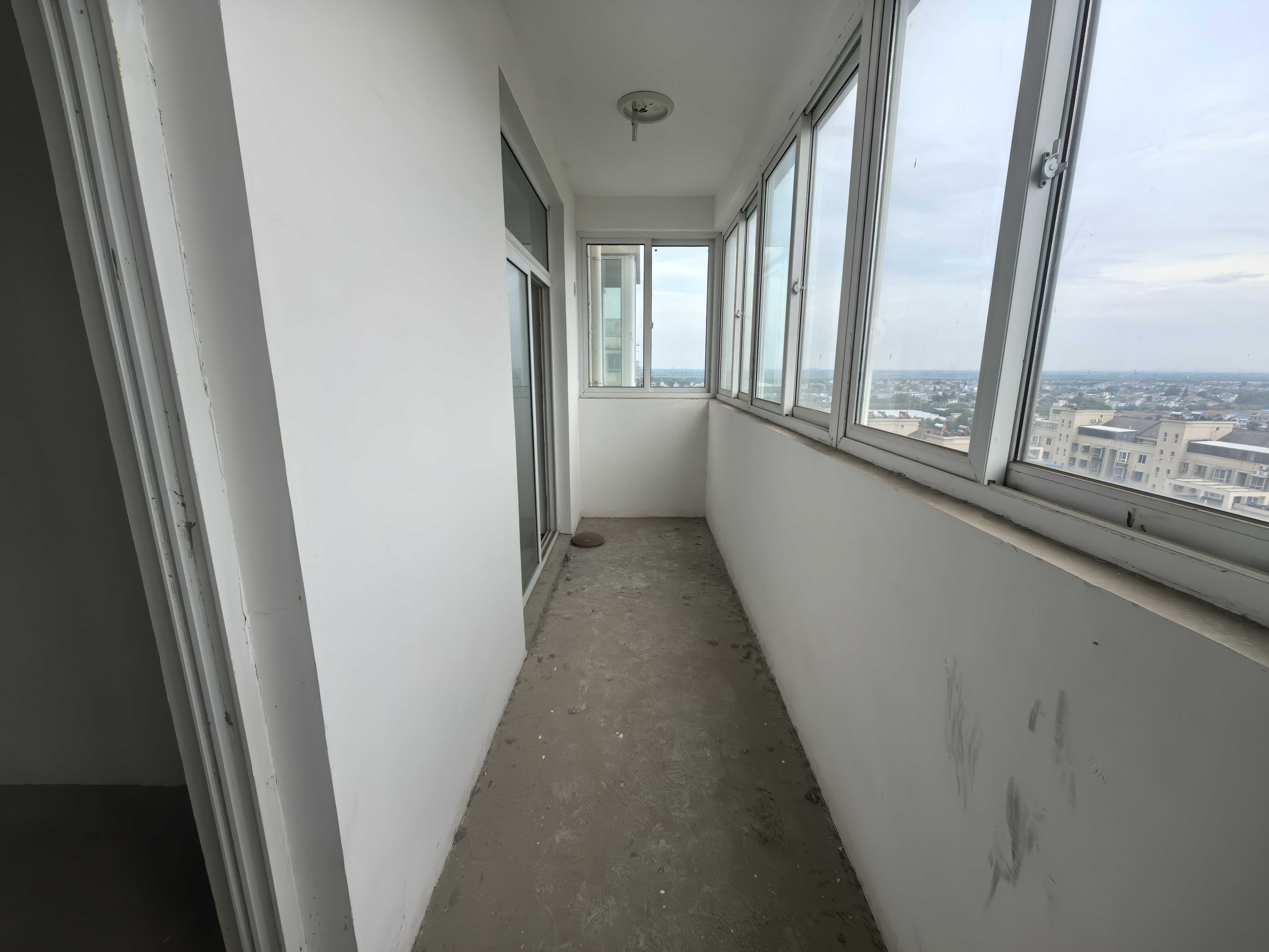 天晖苑 4室2厅1卫 130.00m&sup2;