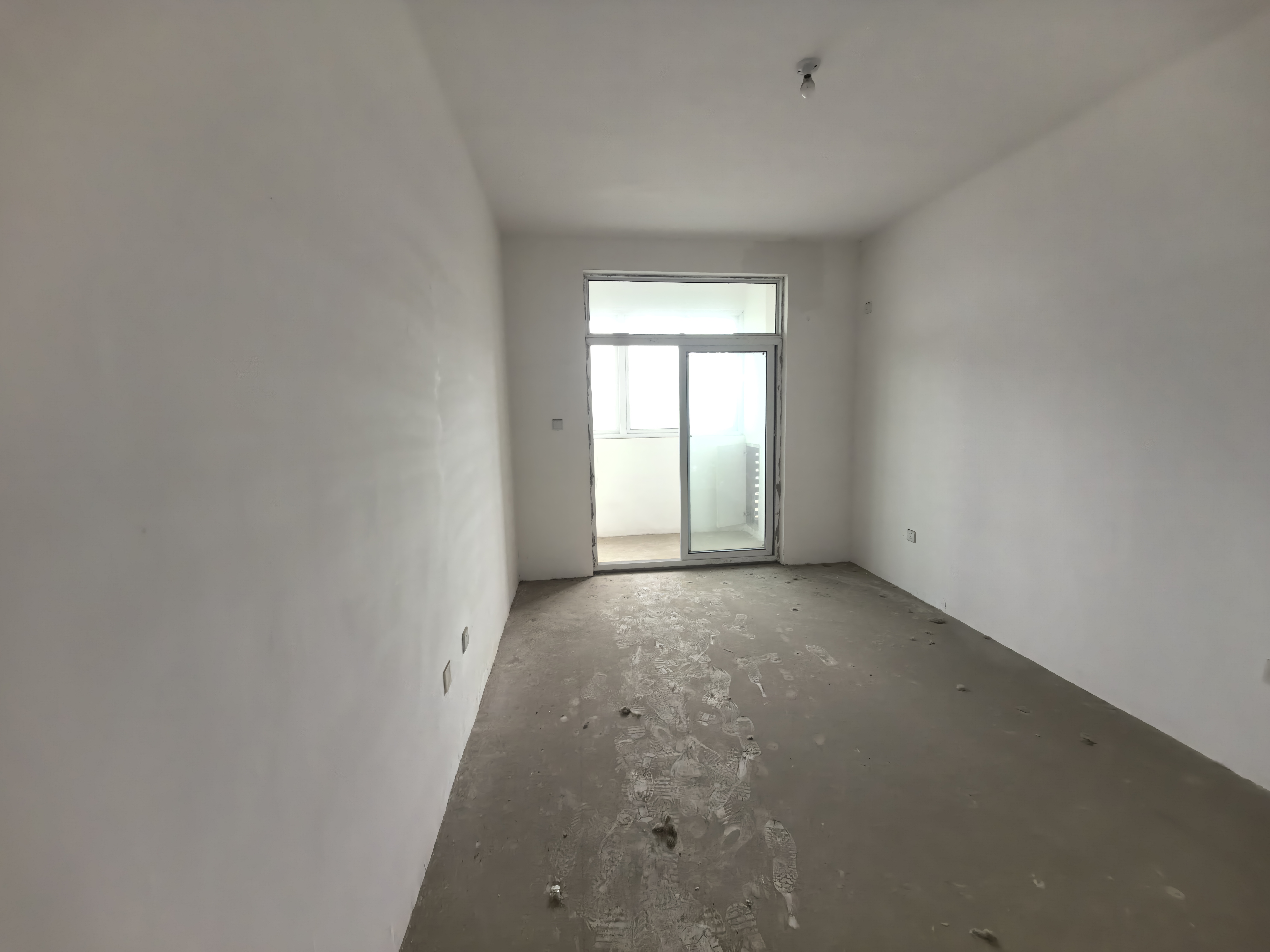 天晖苑 4室2厅1卫 130.00m&sup2;