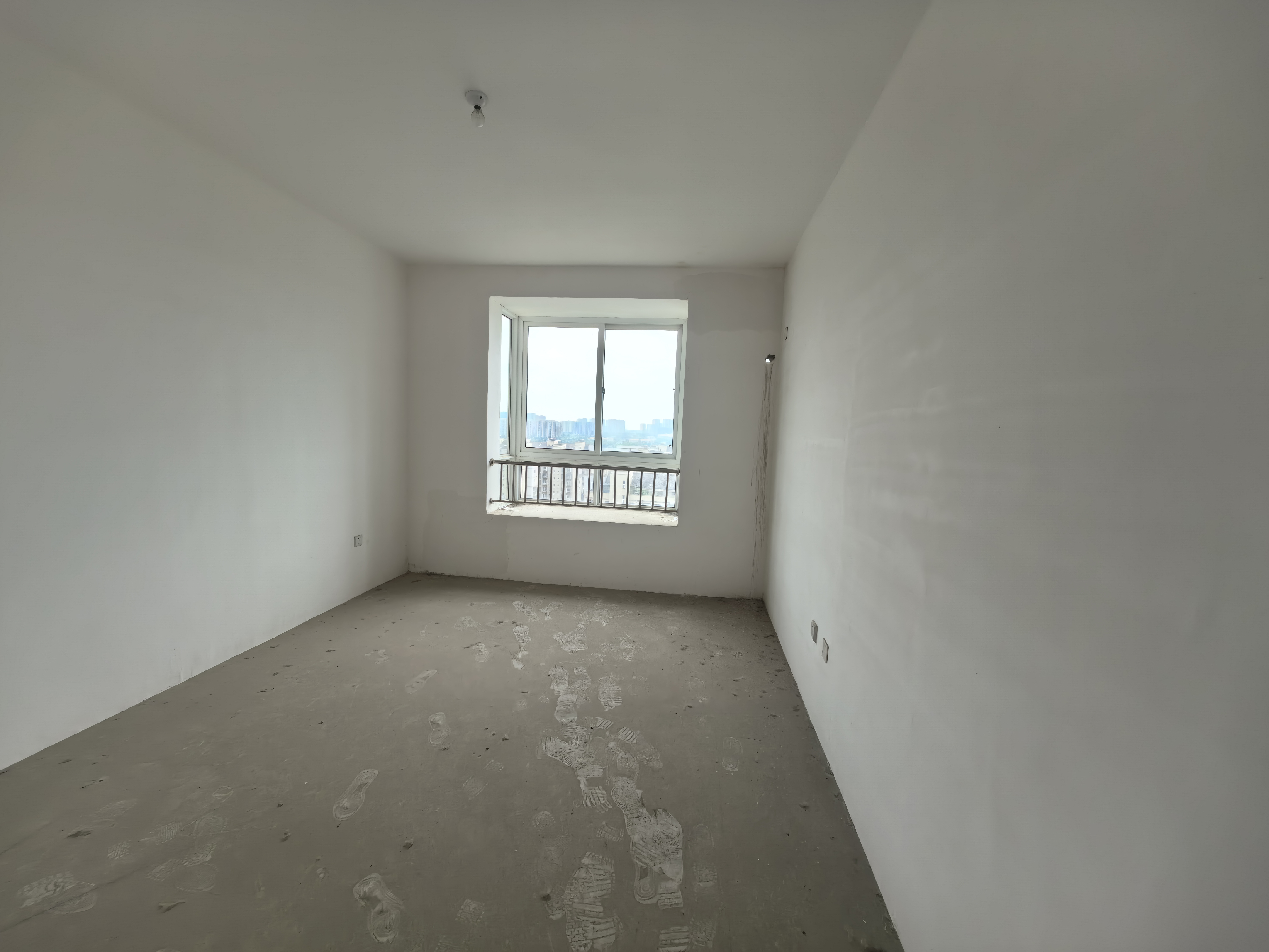 天晖苑 4室2厅1卫 130.00m&sup2;