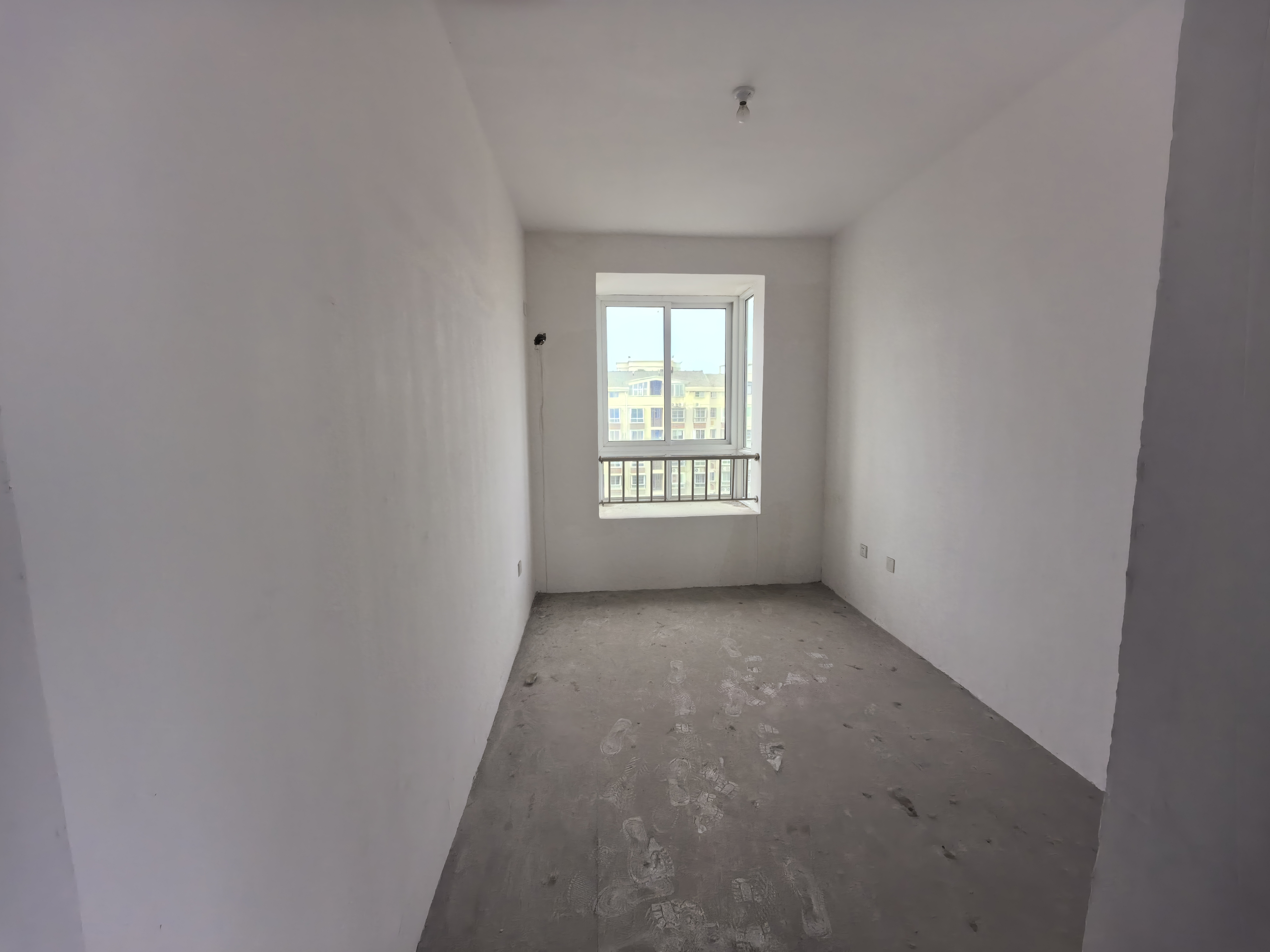 天晖苑 4室2厅1卫 130.00m&sup2;
