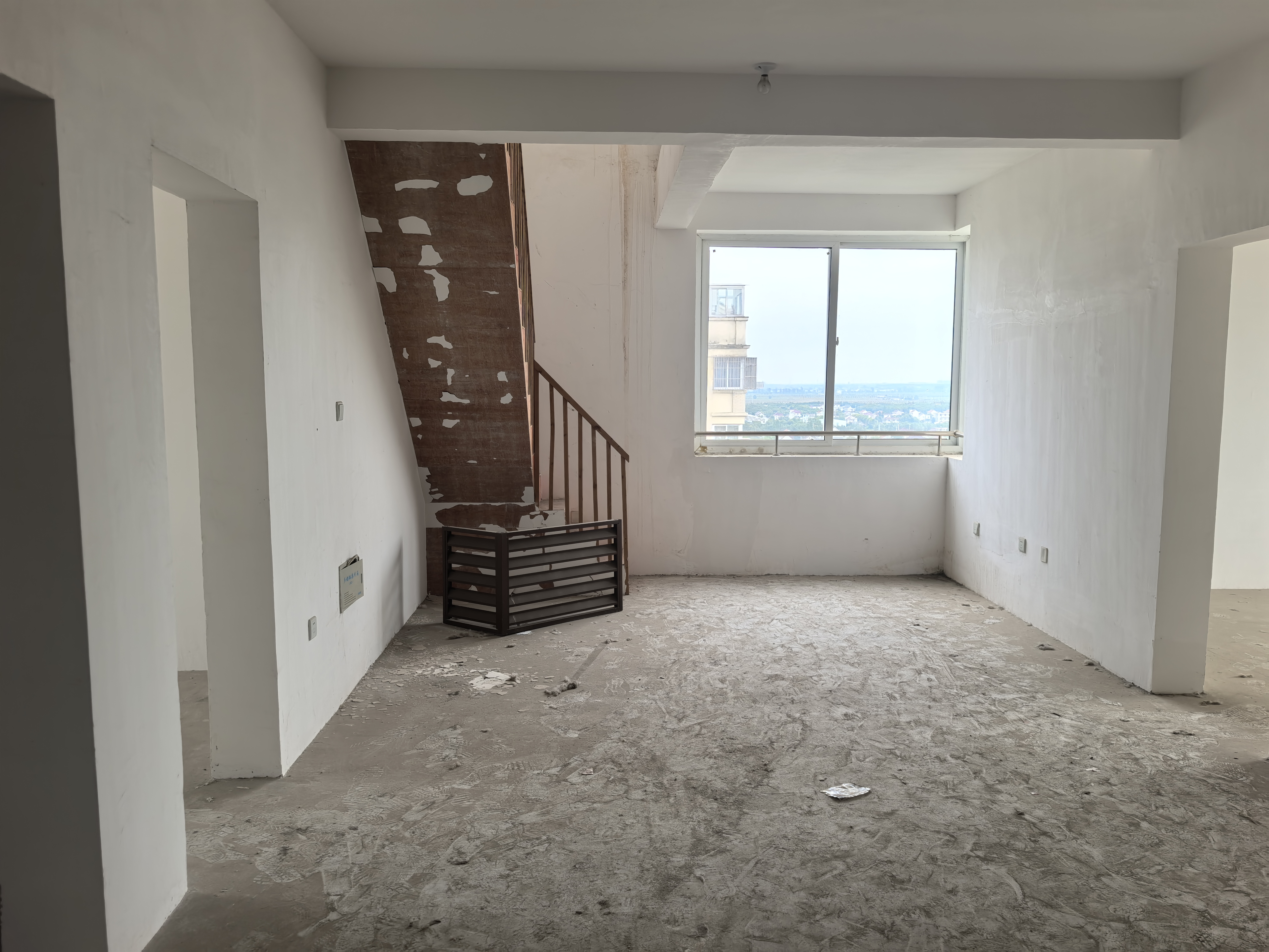 天晖苑 4室2厅1卫 130.00m&sup2;