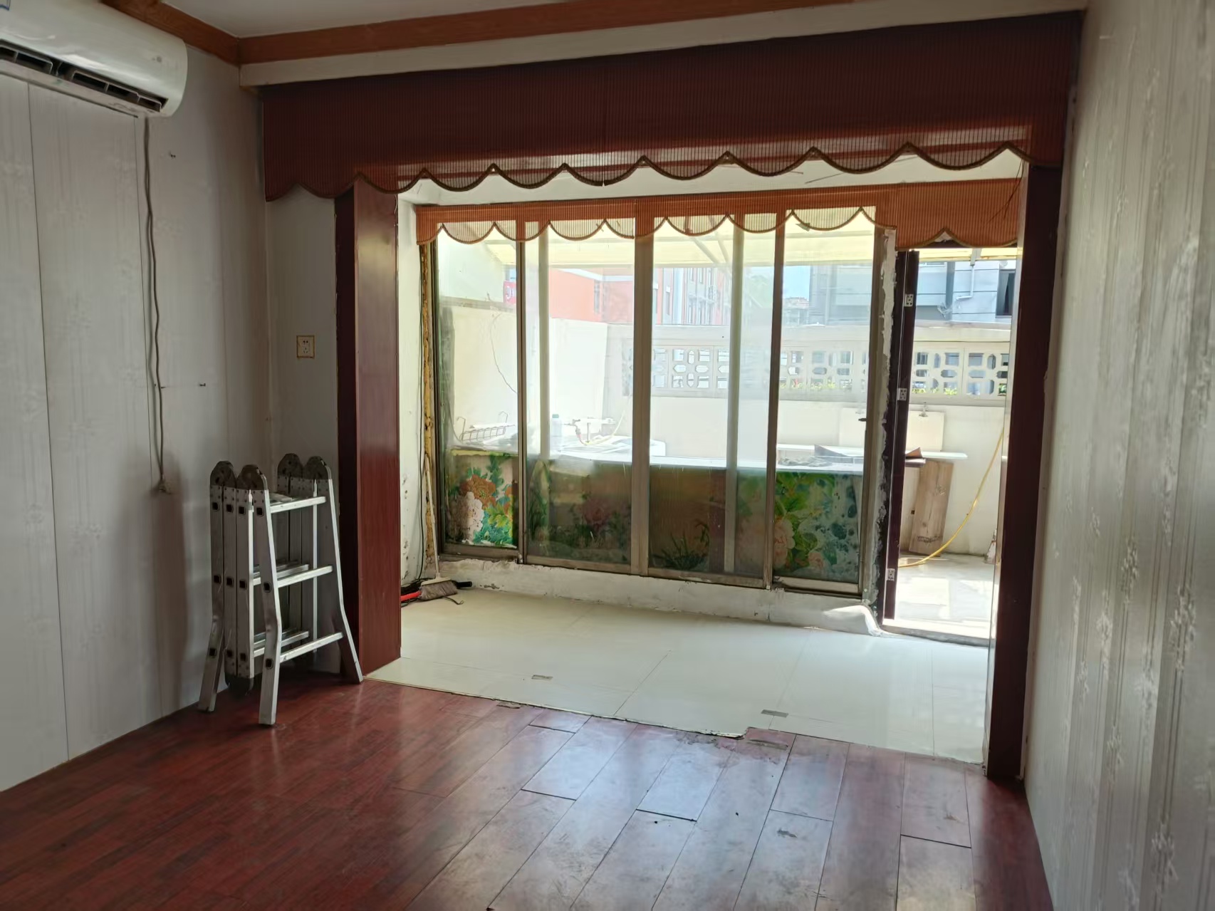 郭里园 2室1厅1卫 60.3m&sup2;