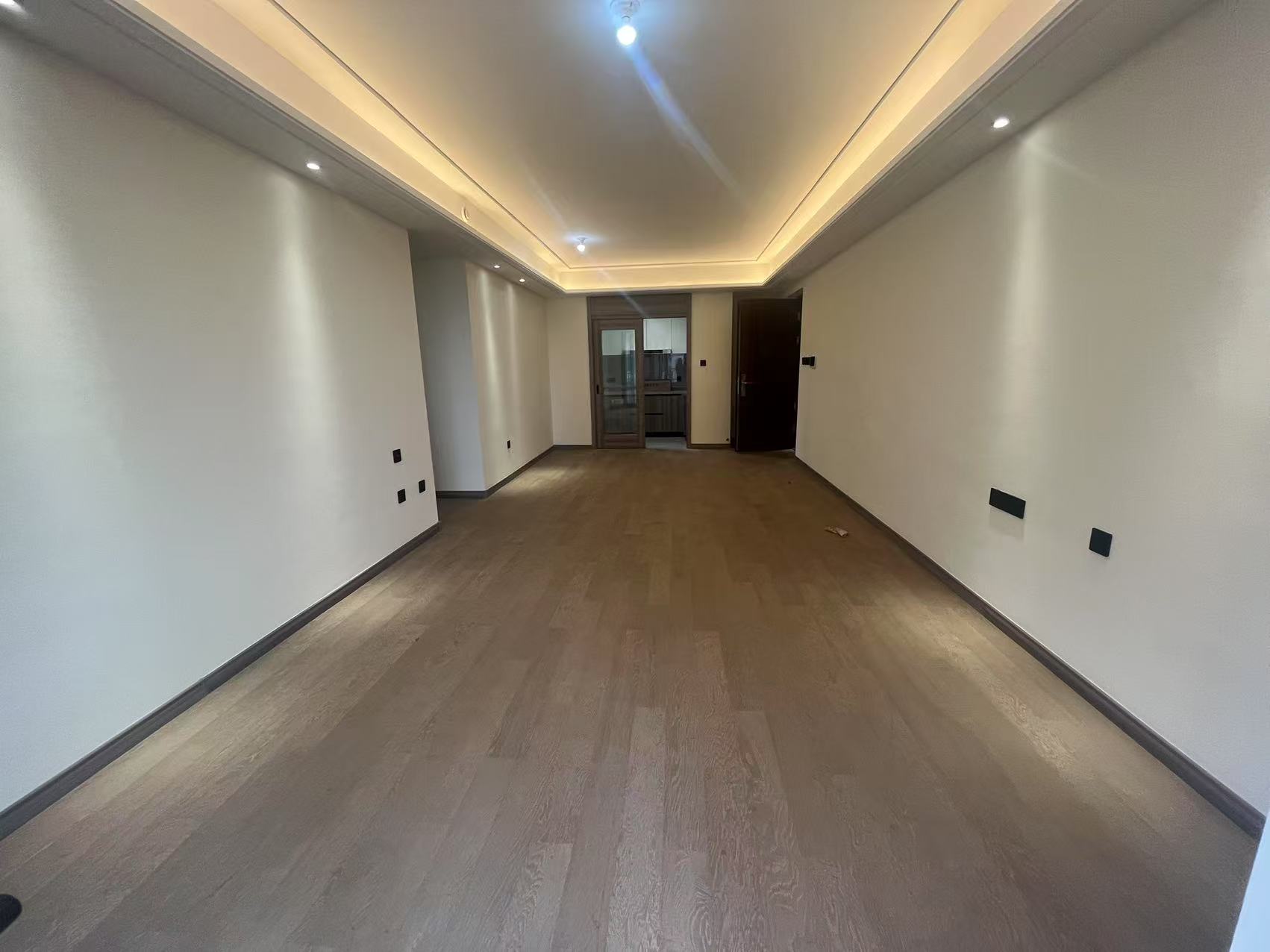 湖山源著 3室2厅1卫 116m²