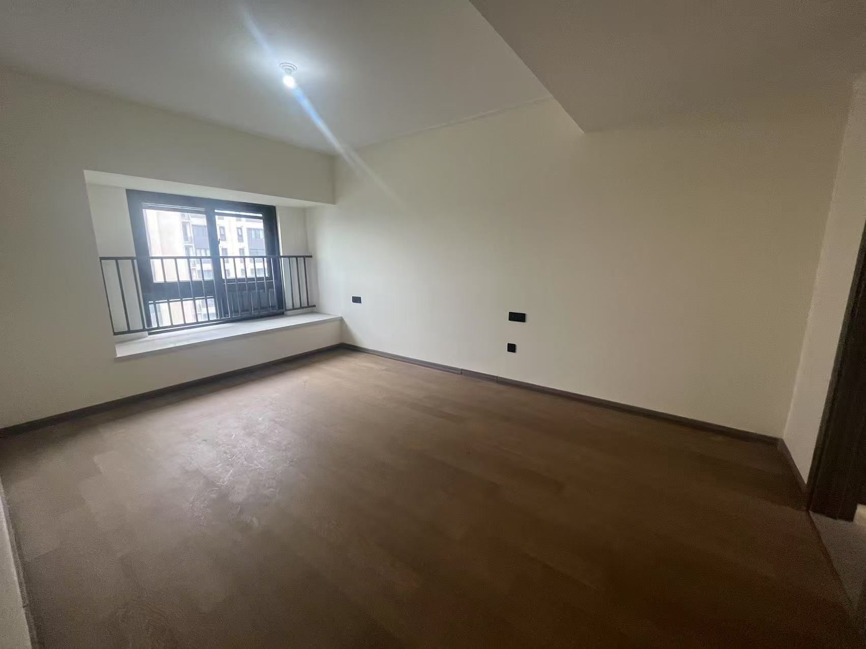 湖山源著 3室2厅1卫 116m&sup2;