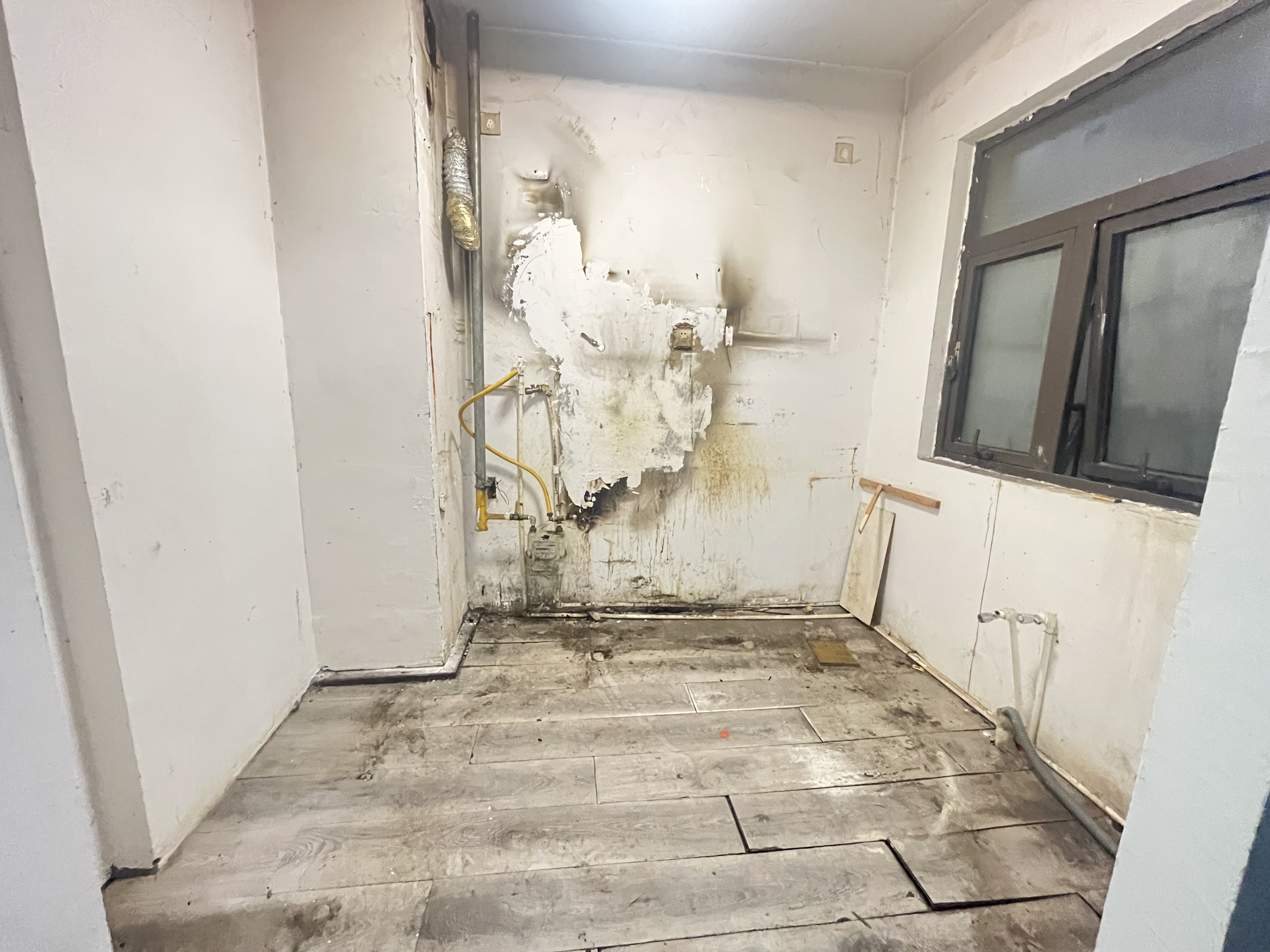 华强城四期 3室2厅1卫 213.00m&sup2;