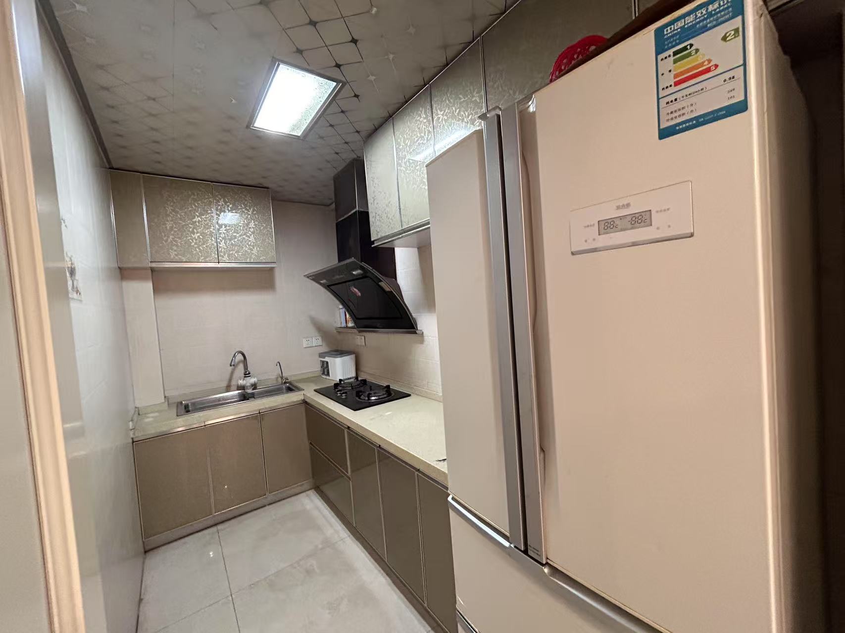中港城 3室2厅1卫 98.00m&sup2;