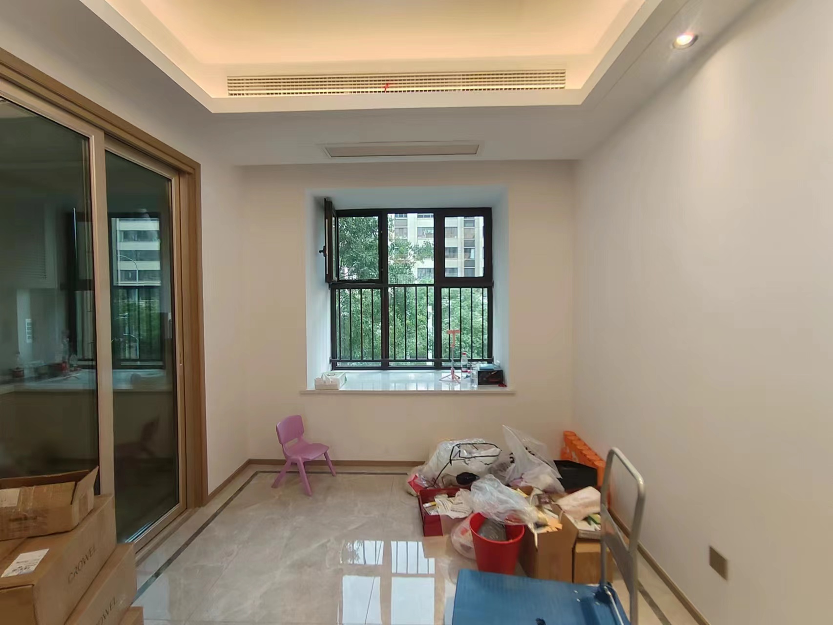 珑府 3室2厅2卫 122.96m&sup2;
