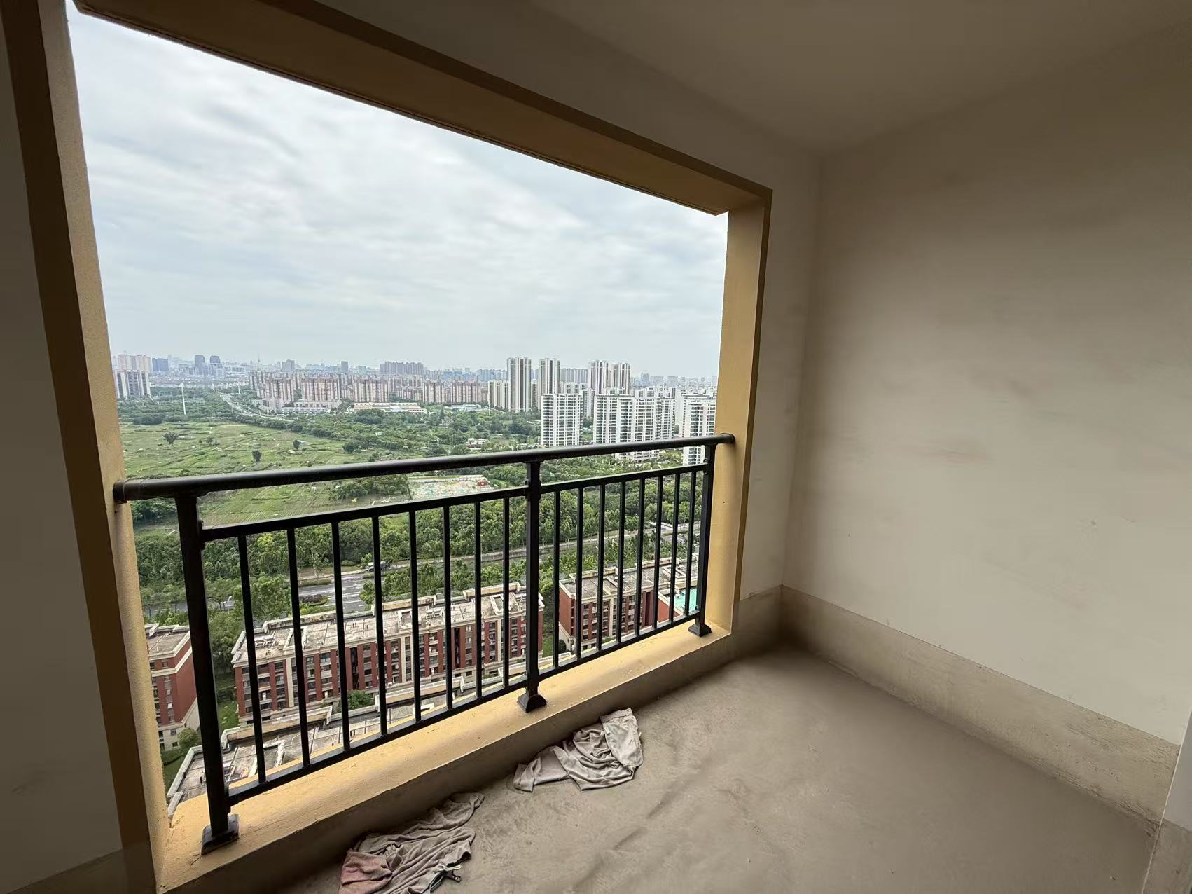新城香溢紫郡 3室2厅1卫 94.77m&sup2;