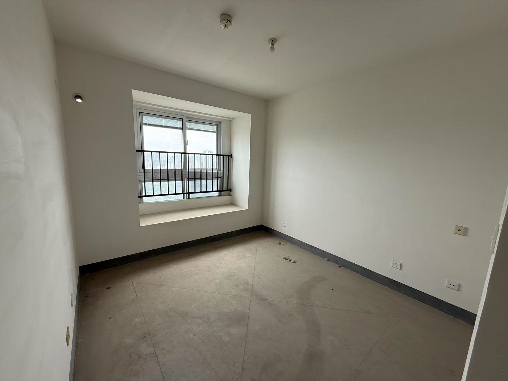 新城香溢紫郡 3室2厅1卫 94.77m&sup2;